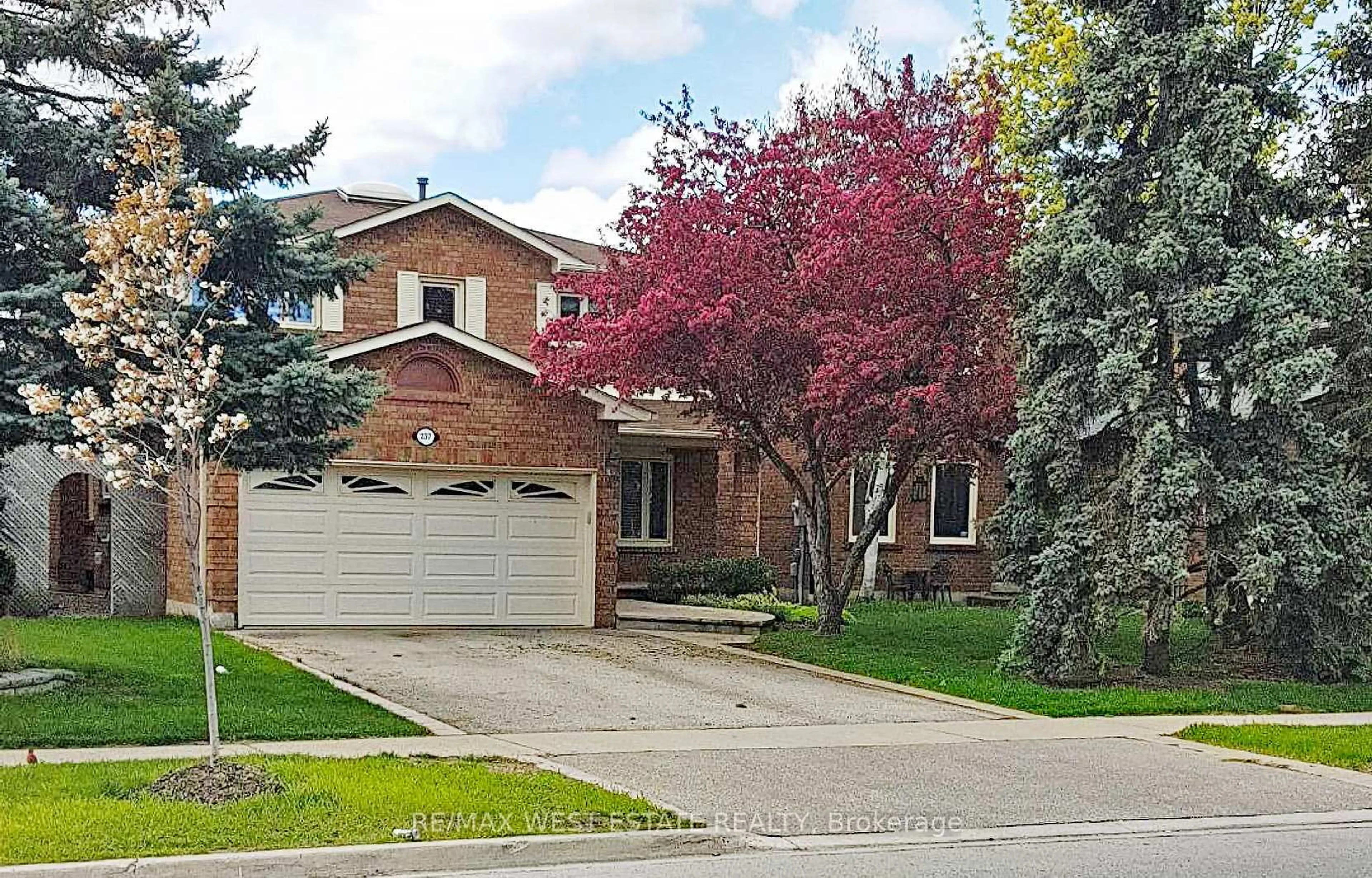 Home with brick exterior material, street for 237 Vodden St, Brampton Ontario L6X 2X7