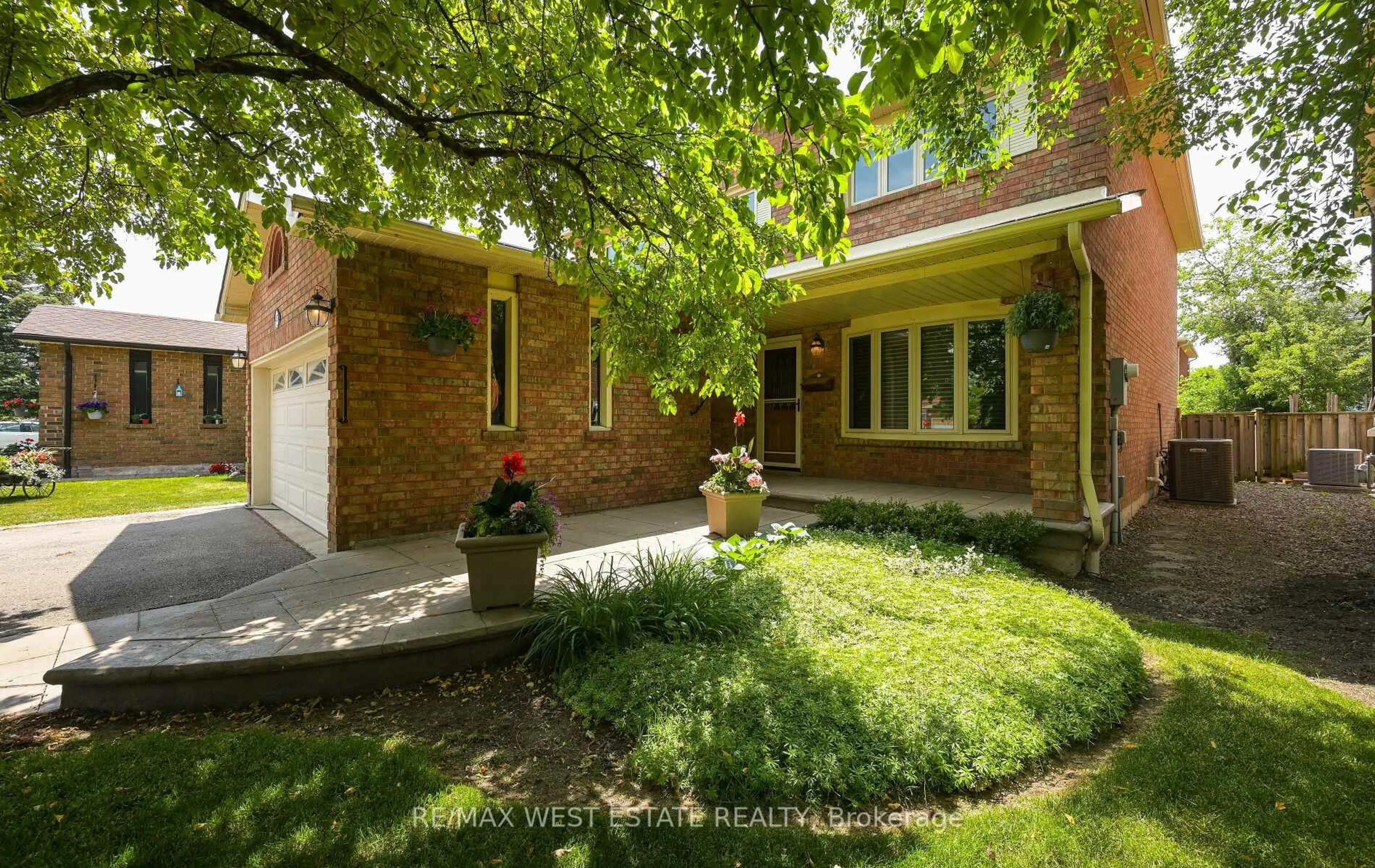 Home with brick exterior material, street for 237 Vodden St, Brampton Ontario L6X 2X7