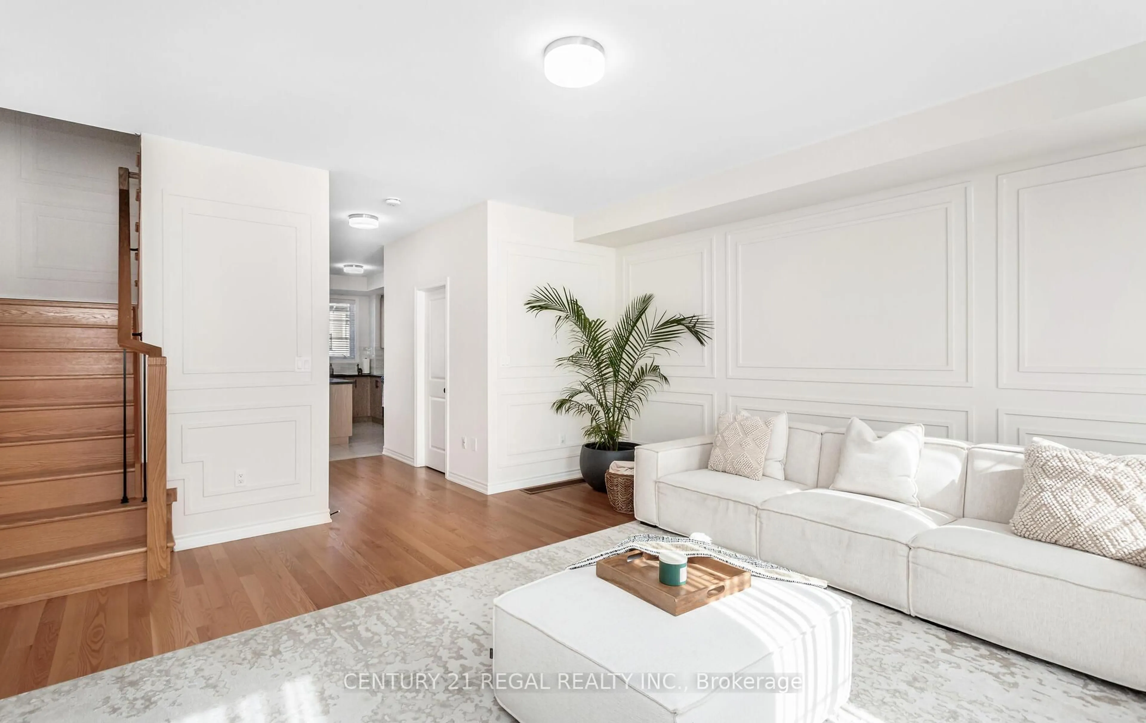 Living room with furniture, unknown for 24 Arcola St, Brampton Ontario L6P 4N7