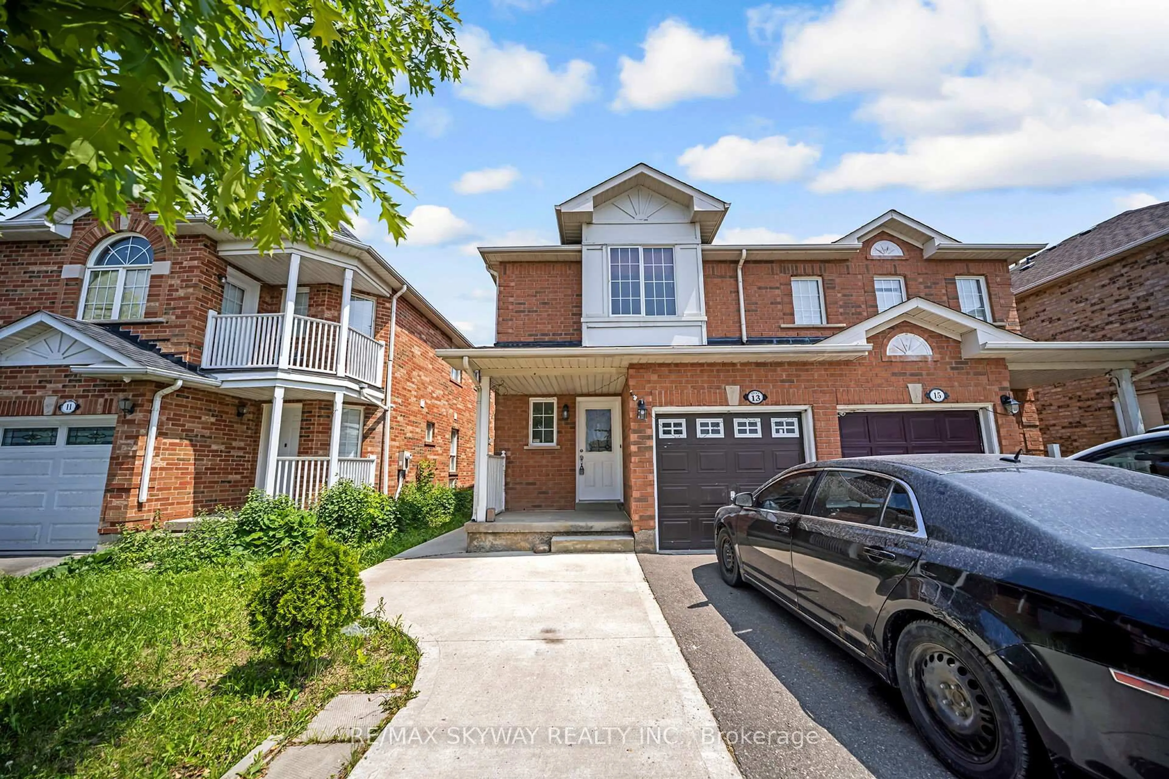 Home with brick exterior material, street for 13 Ozner Crt, Brampton Ontario L6X 4Y9