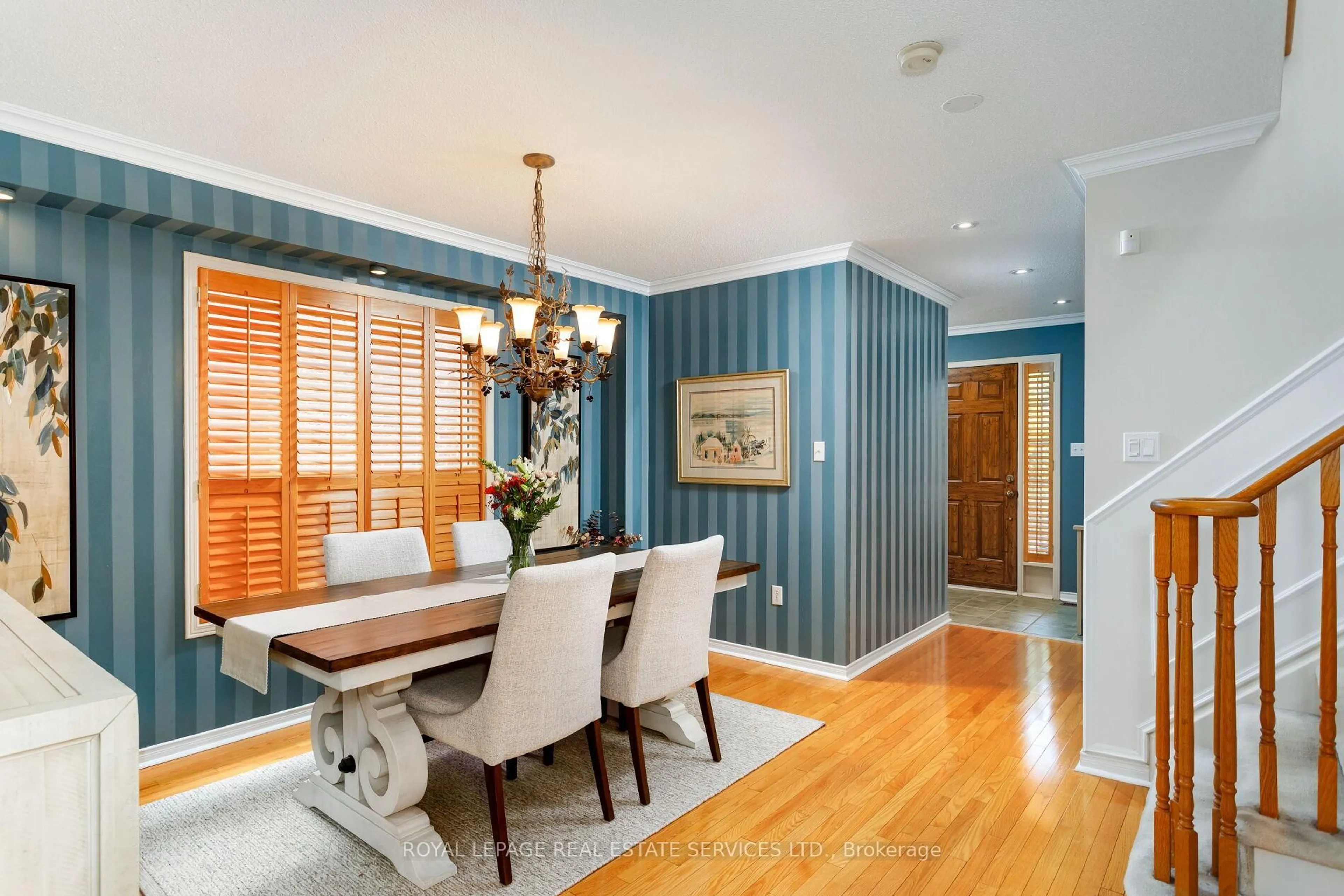 Dining room, wood/laminate floor for 4 Hackmore Gate, Brampton Ontario L7A 1R6