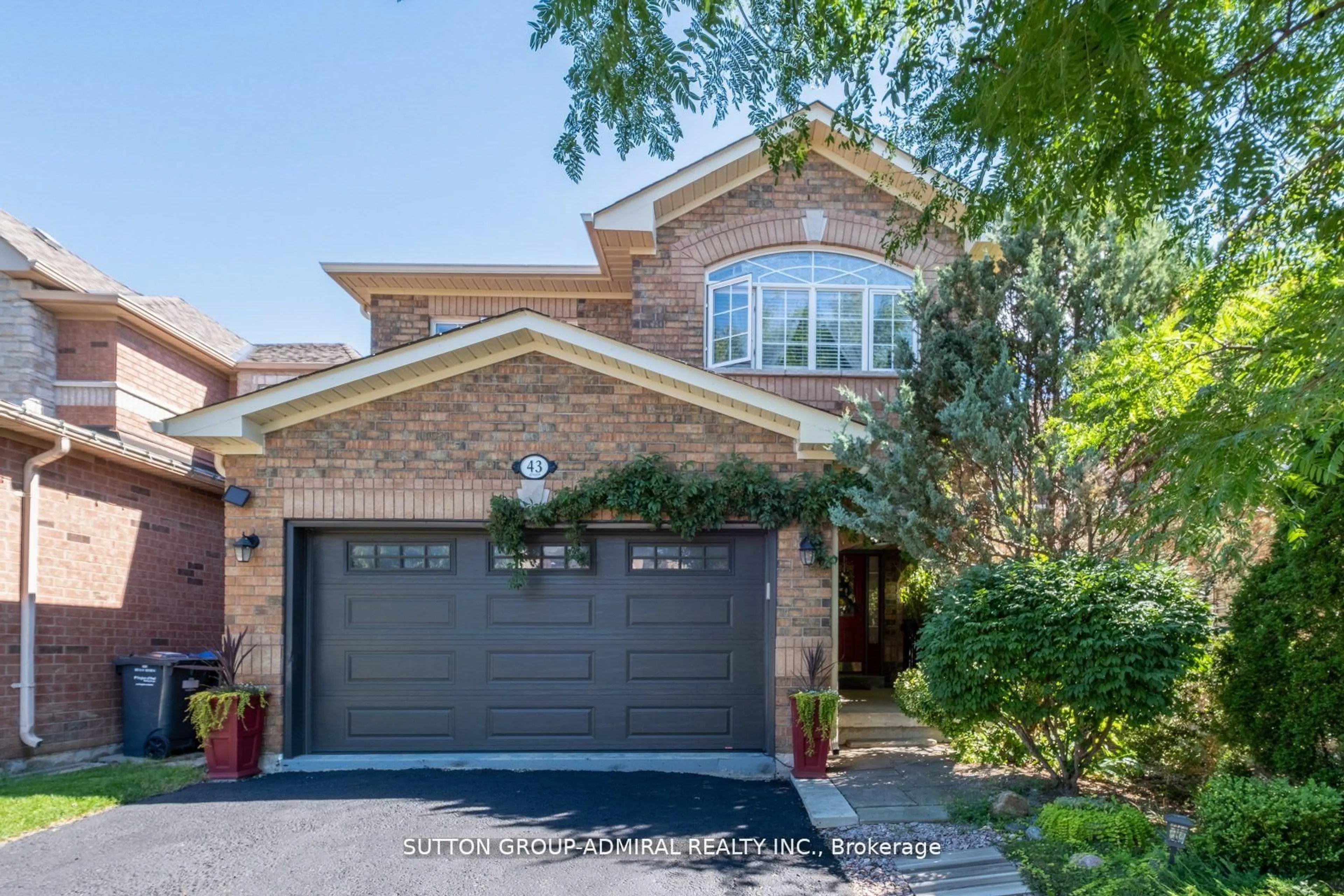 Home with brick exterior material, street for 43 Crestridge Dr, Caledon Ontario L7E 2T9
