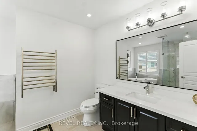 Primary image of 601 Brothers Cres
