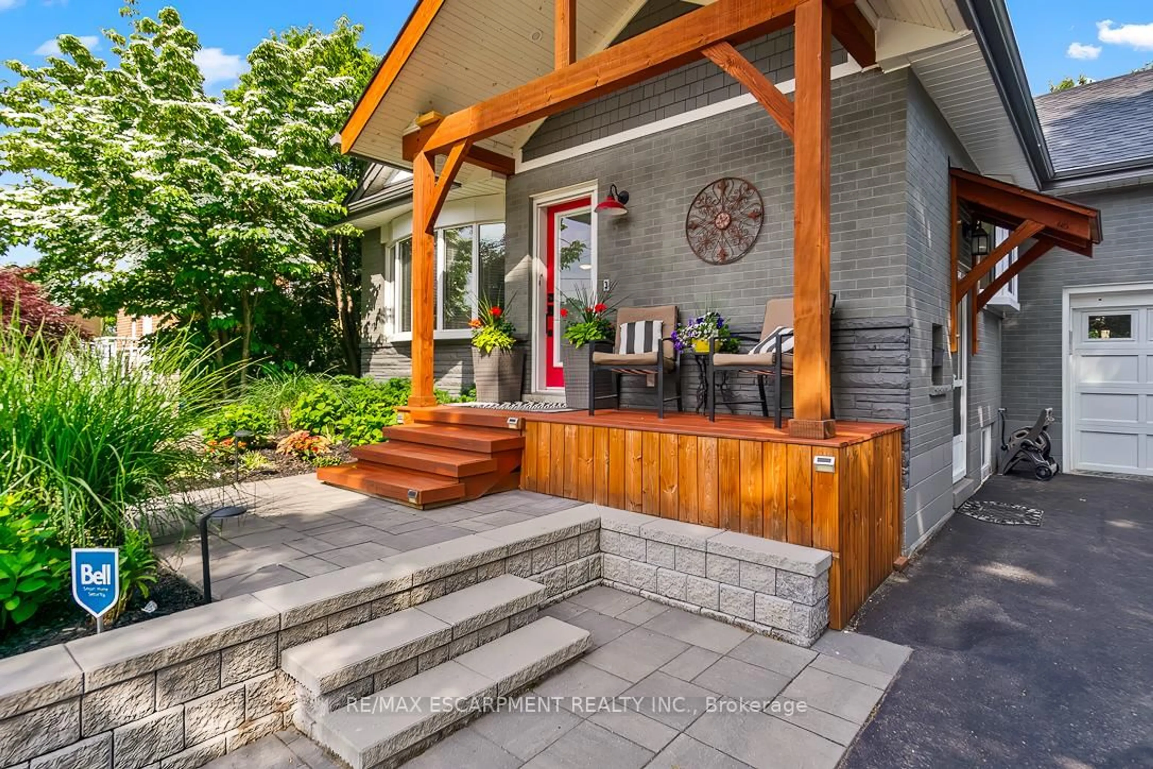 Unknown for 1389 Olga Dr, Burlington Ontario L7S 1L1