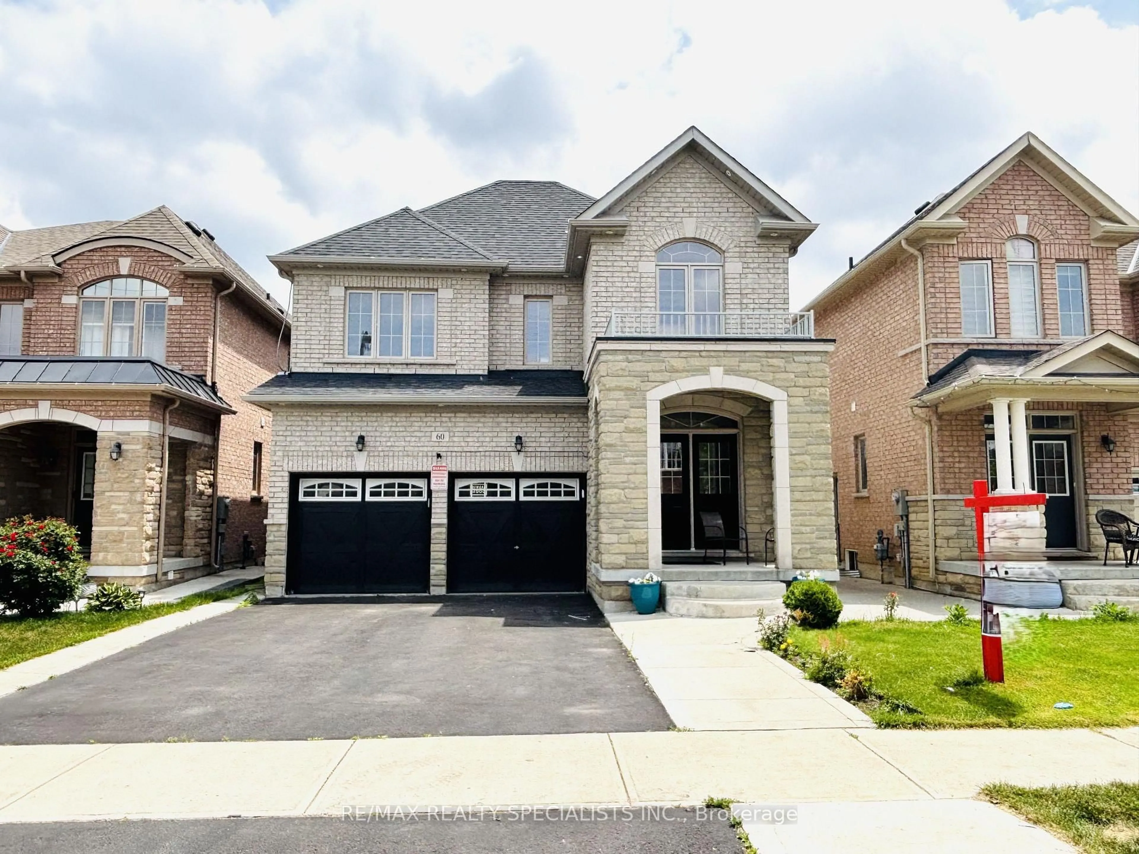 Home with brick exterior material, street for 60 Vanwood Cres, Brampton Ontario L6P 2X4