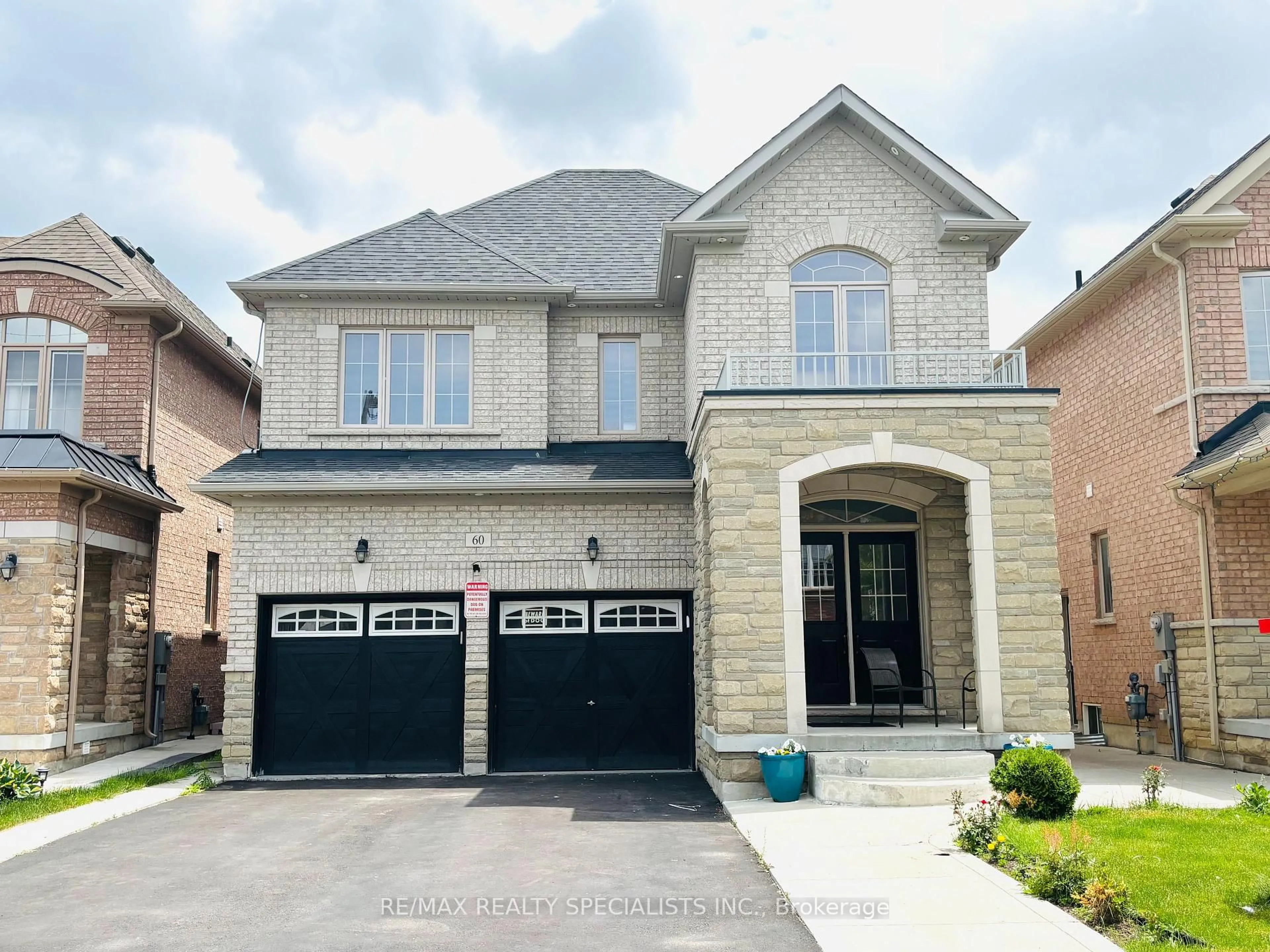 Home with brick exterior material, street for 60 Vanwood Cres, Brampton Ontario L6P 2X4