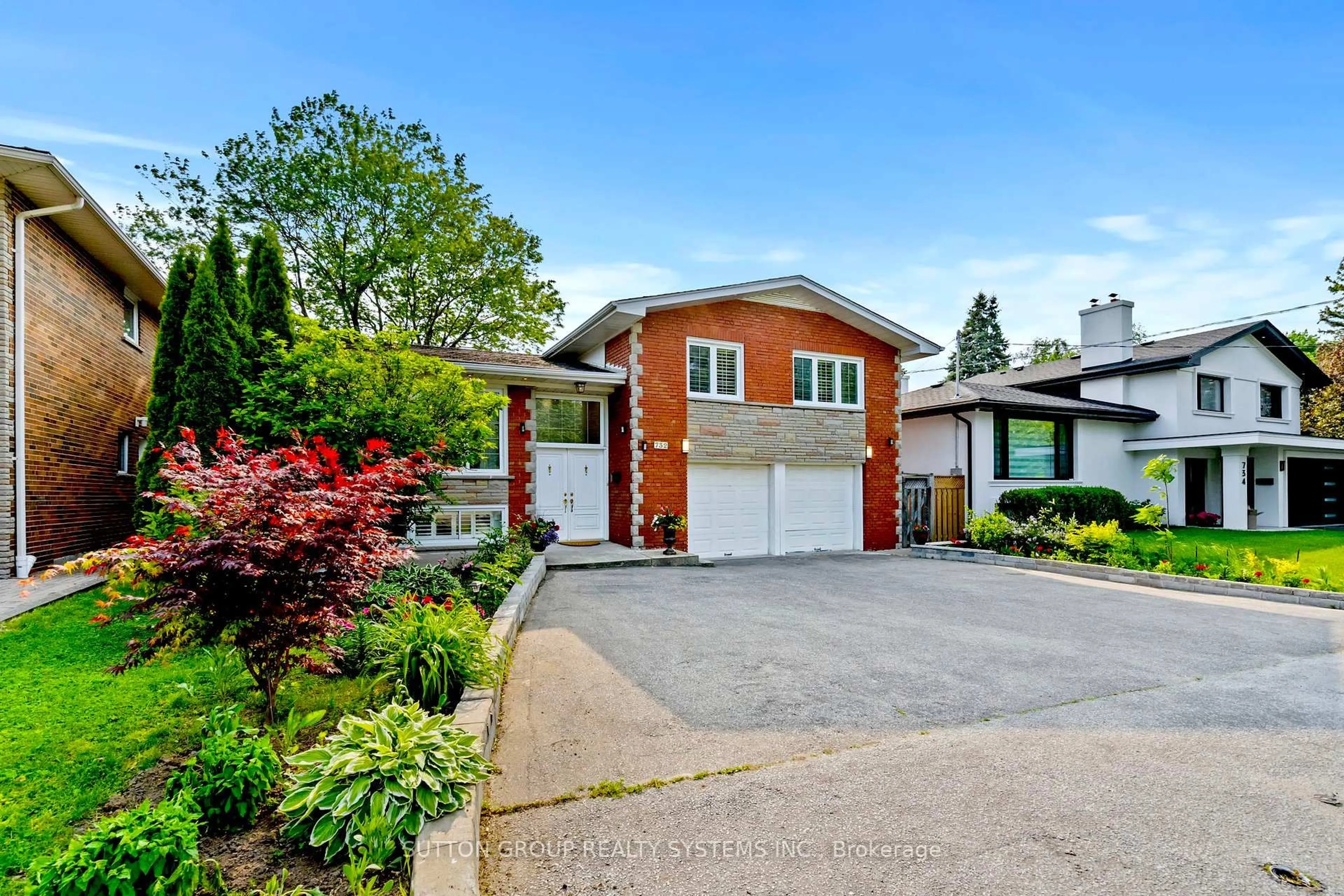 Home with brick exterior material, street for 732 Royal York Rd, Toronto Ontario M8Y 2T6