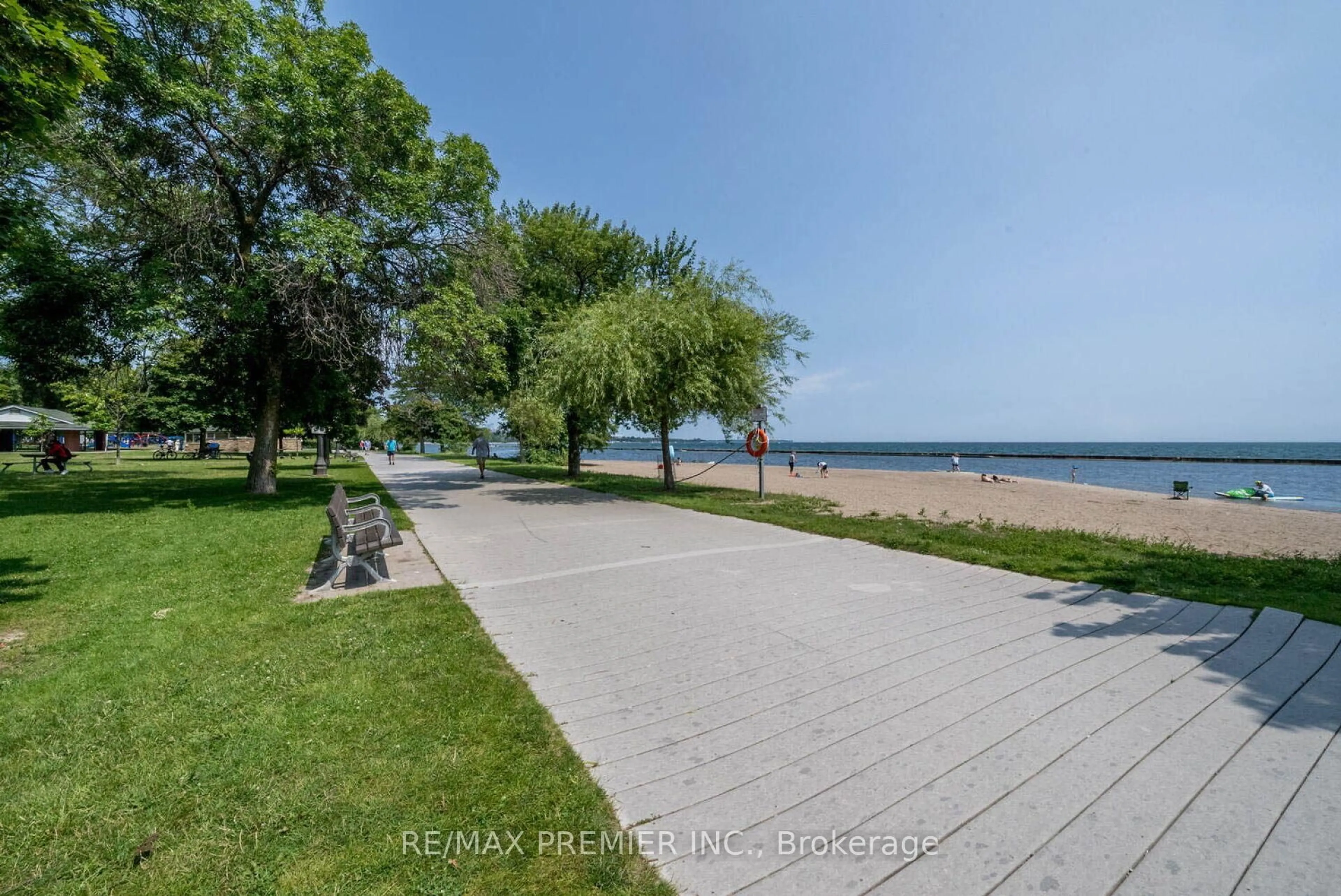 Patio, water/lake/river/ocean view for 1926 Lake Shore Blvd #1817, Toronto Ontario M6S 1A1