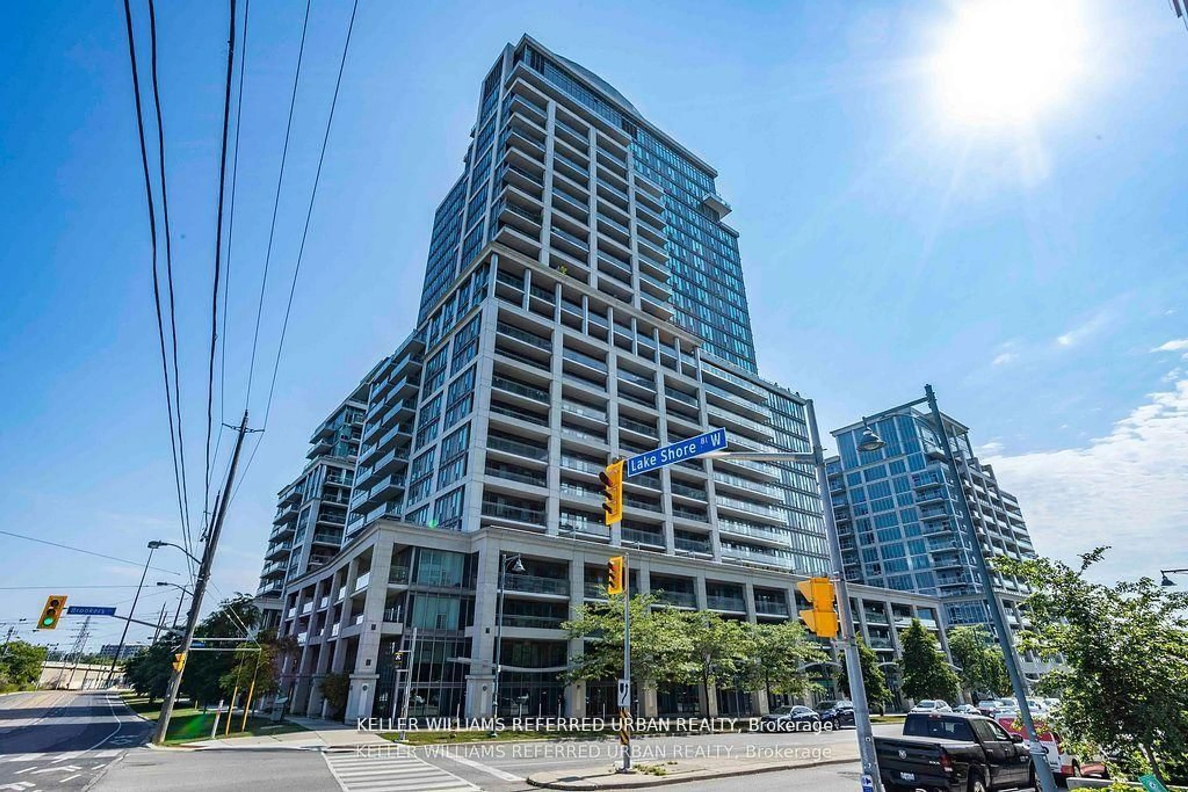 Indoor foyer for 2121 Lake Shore Blvd #213, Toronto Ontario M8V 4E9