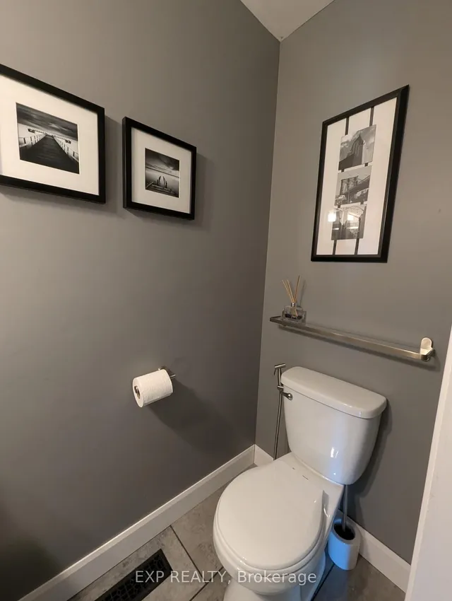 Additional property image - 36 Lansing Sq