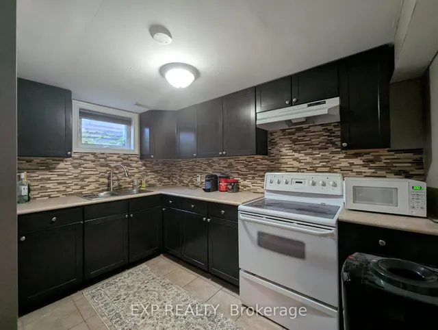 Additional property image - 36 Lansing Sq