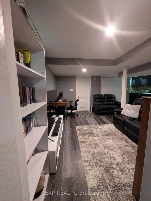 Additional property image - 36 Lansing Sq