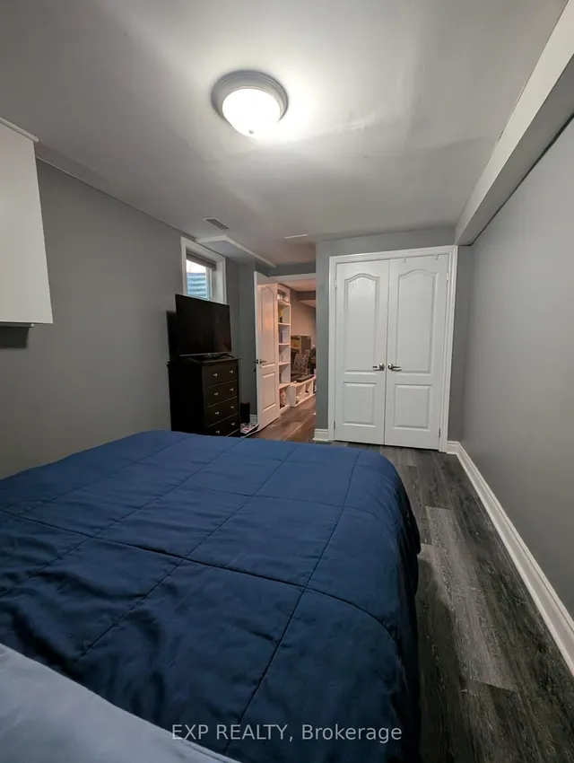 Additional property image - 36 Lansing Sq
