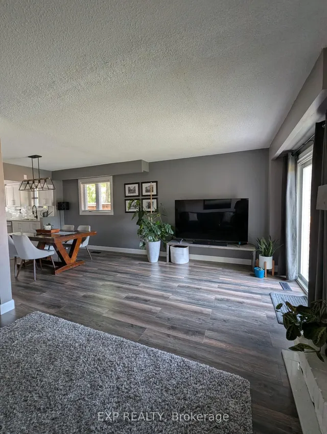 Additional property image - 36 Lansing Sq