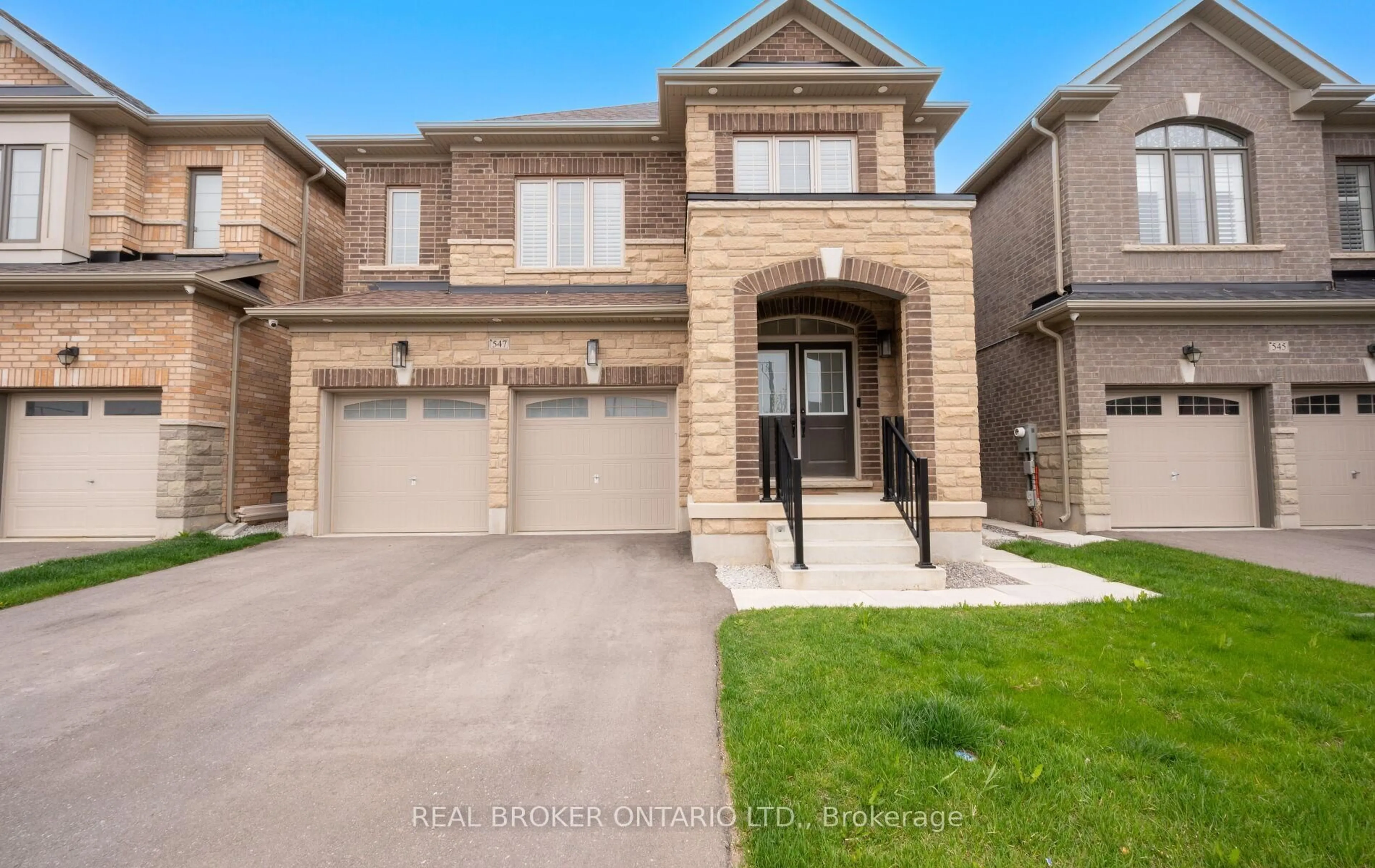 Home with brick exterior material, street for 547 Veterans Dr, Brampton Ontario L7A 5A6