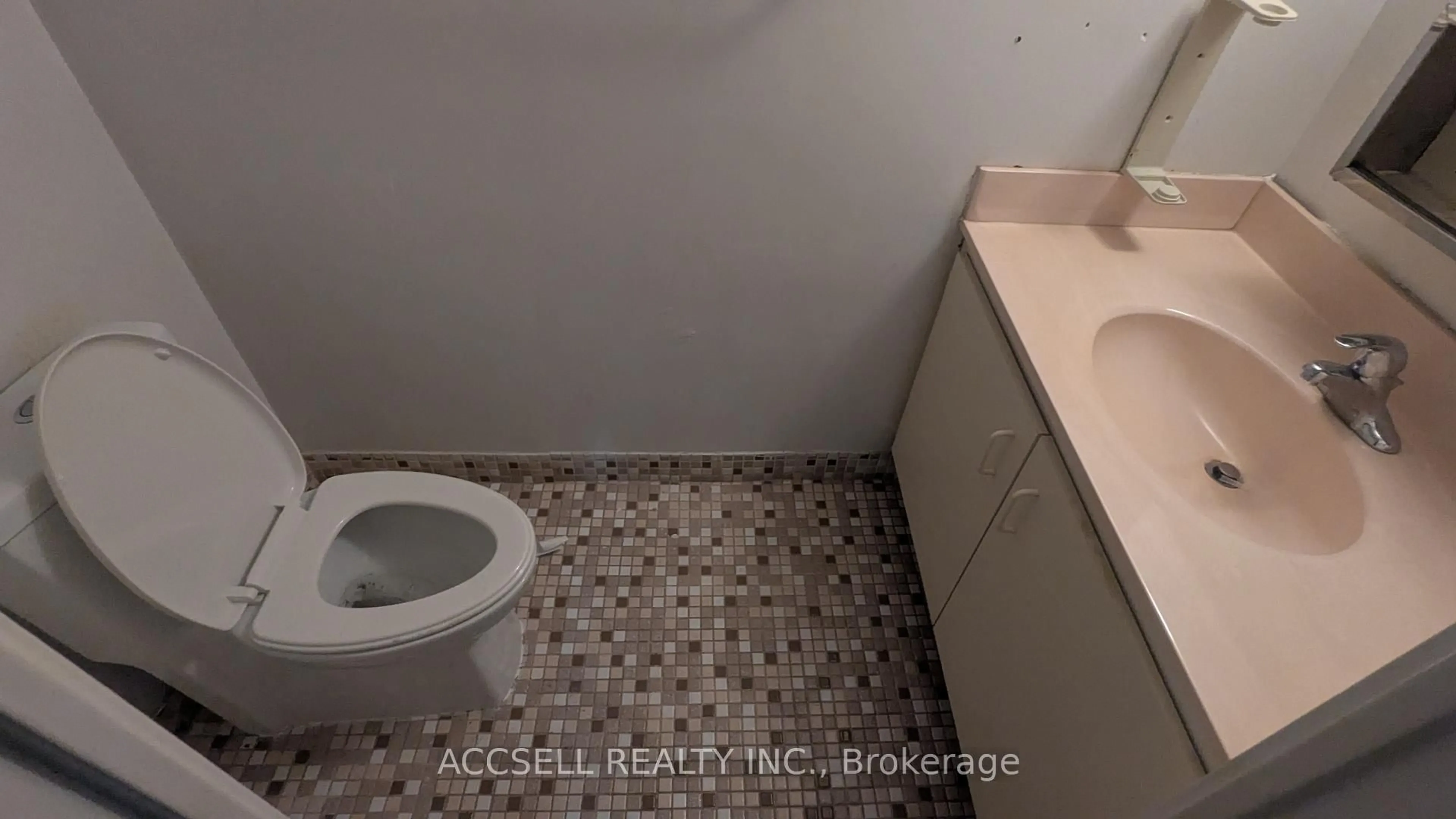 A pic of a room for 15 La Rose Ave #307, Toronto Ontario M9P 1A7