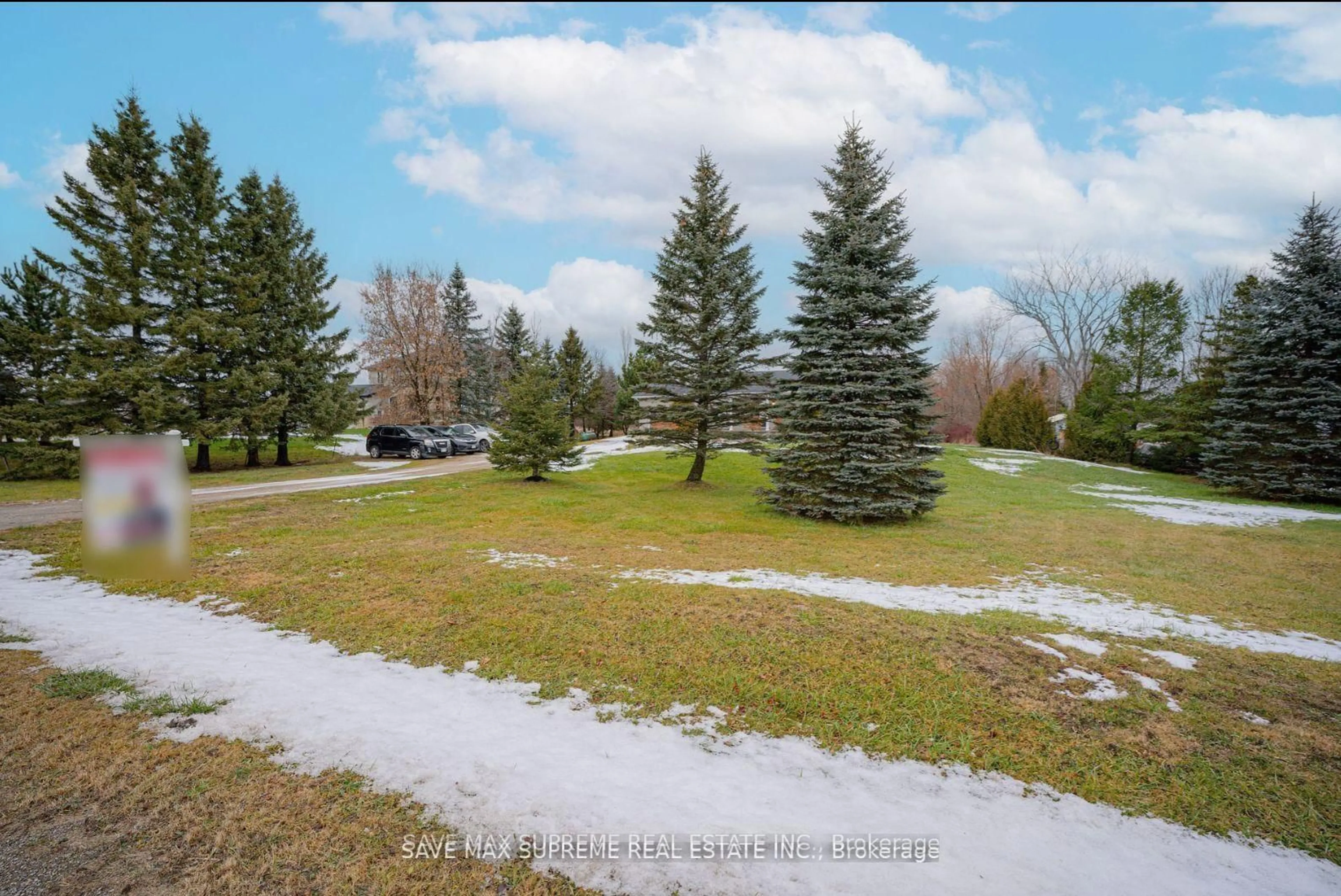 A pic from outside/outdoor area/front of a property/back of a property/a pic from drone, unknown for 18819 Kennedy Rd, Caledon Ontario L7K 1Y8