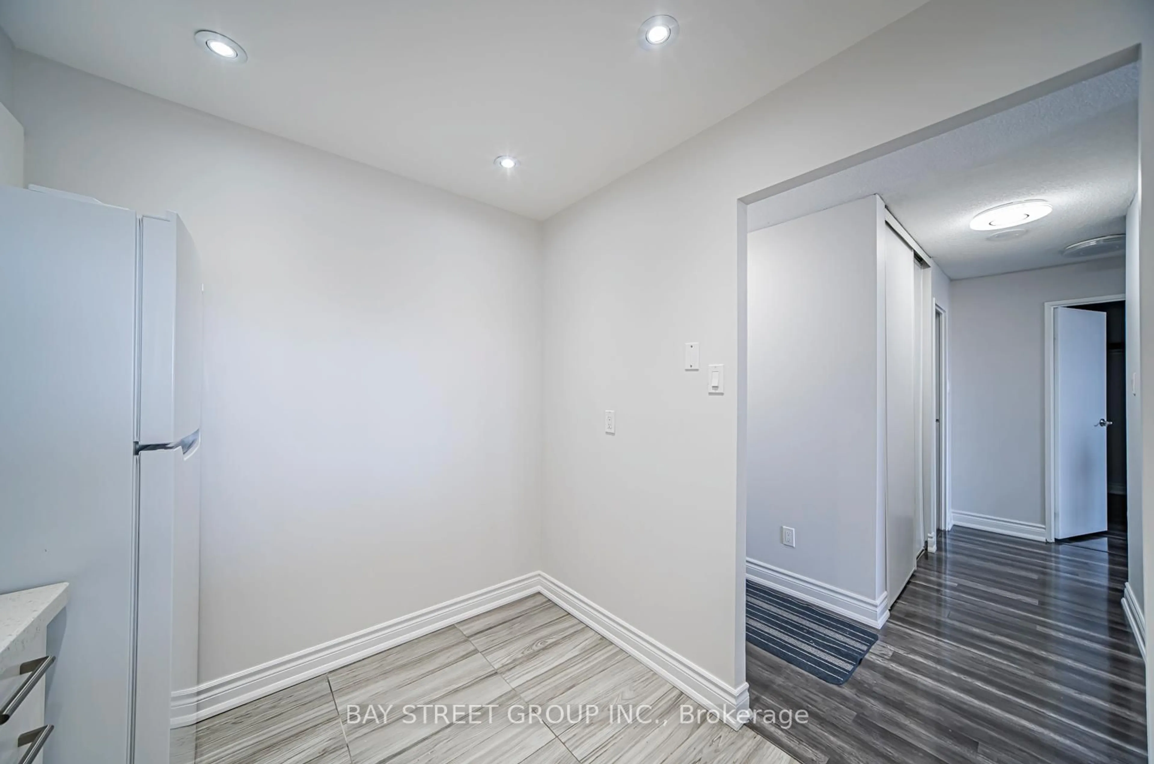 A pic of a room for 2470 Eglinton Ave #1708, Toronto Ontario M6M 5E7