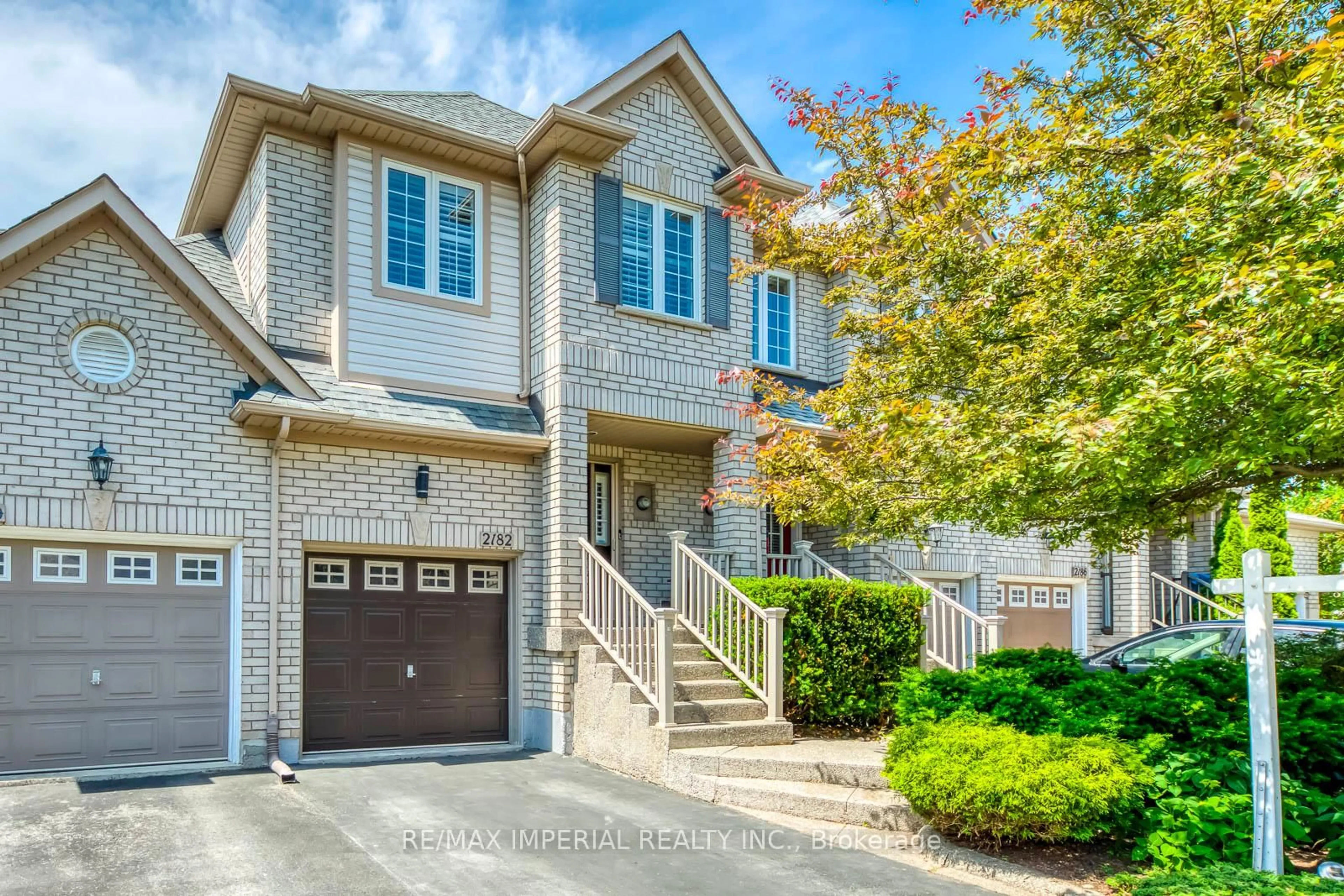 Home with brick exterior material, street for 2182 Oakpoint Rd, Oakville Ontario L6M 3N4