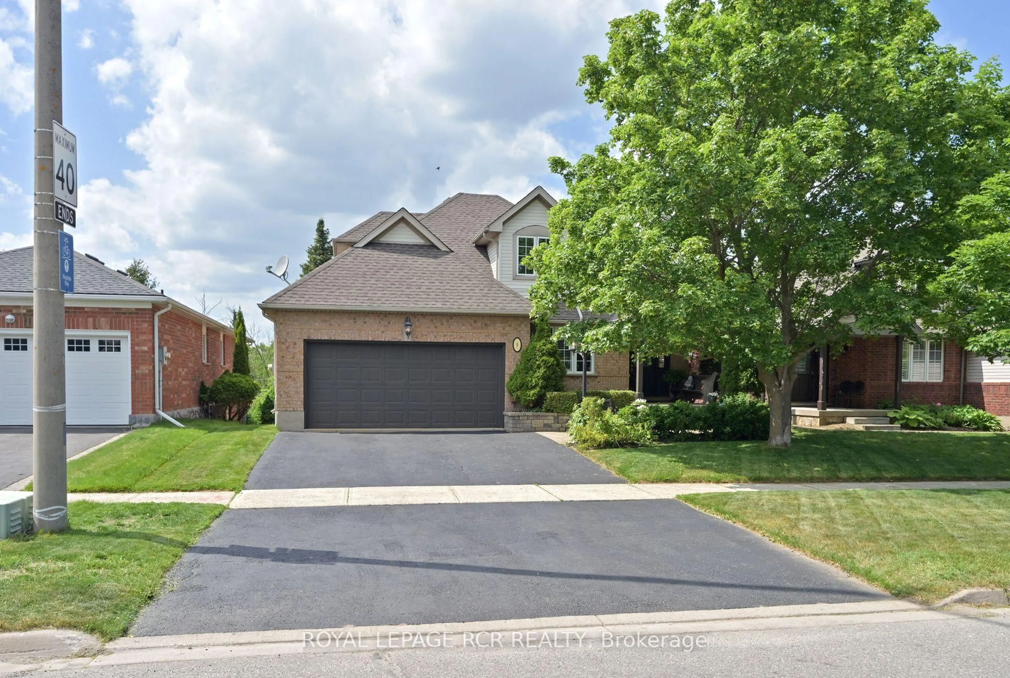 Unknown for 9 Alder St, Orangeville Ontario L9W 5A3