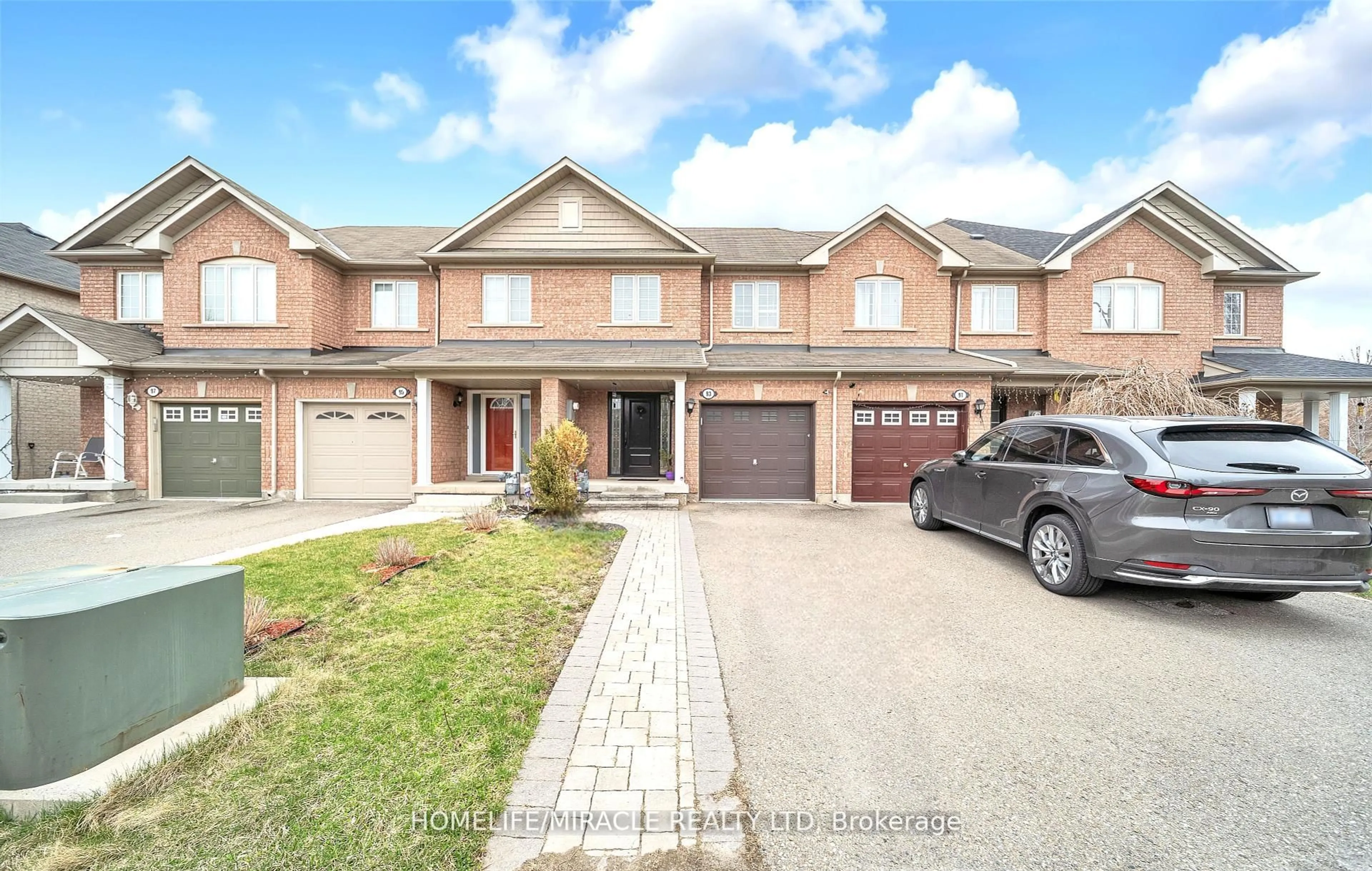 A pic from outside/outdoor area/front of a property/back of a property/a pic from drone, street for 93 Crystal Glen Cres, Brampton Ontario L6X 0K7