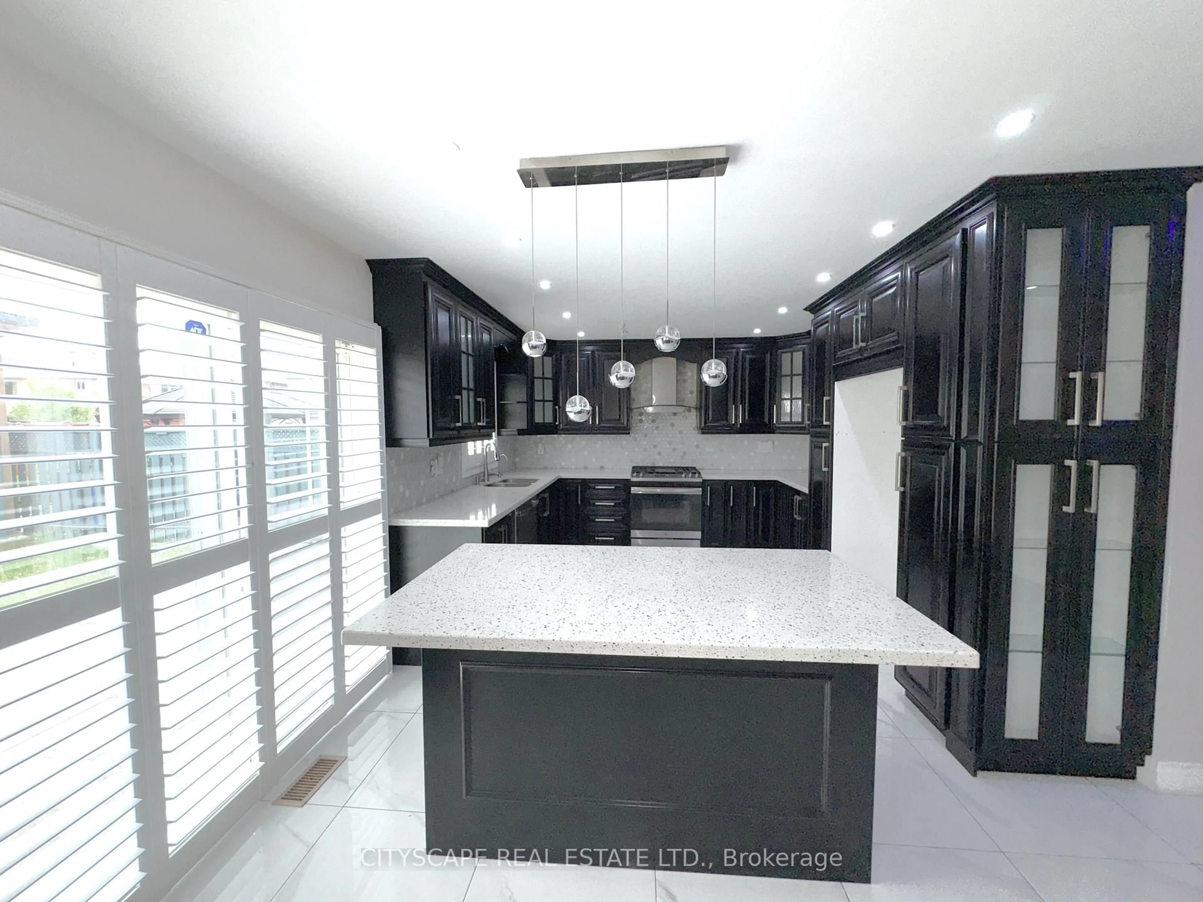 Contemporary kitchen, ceramic/tile floor for 19 Bottlebrush Dr, Brampton Ontario L6R 2Z5