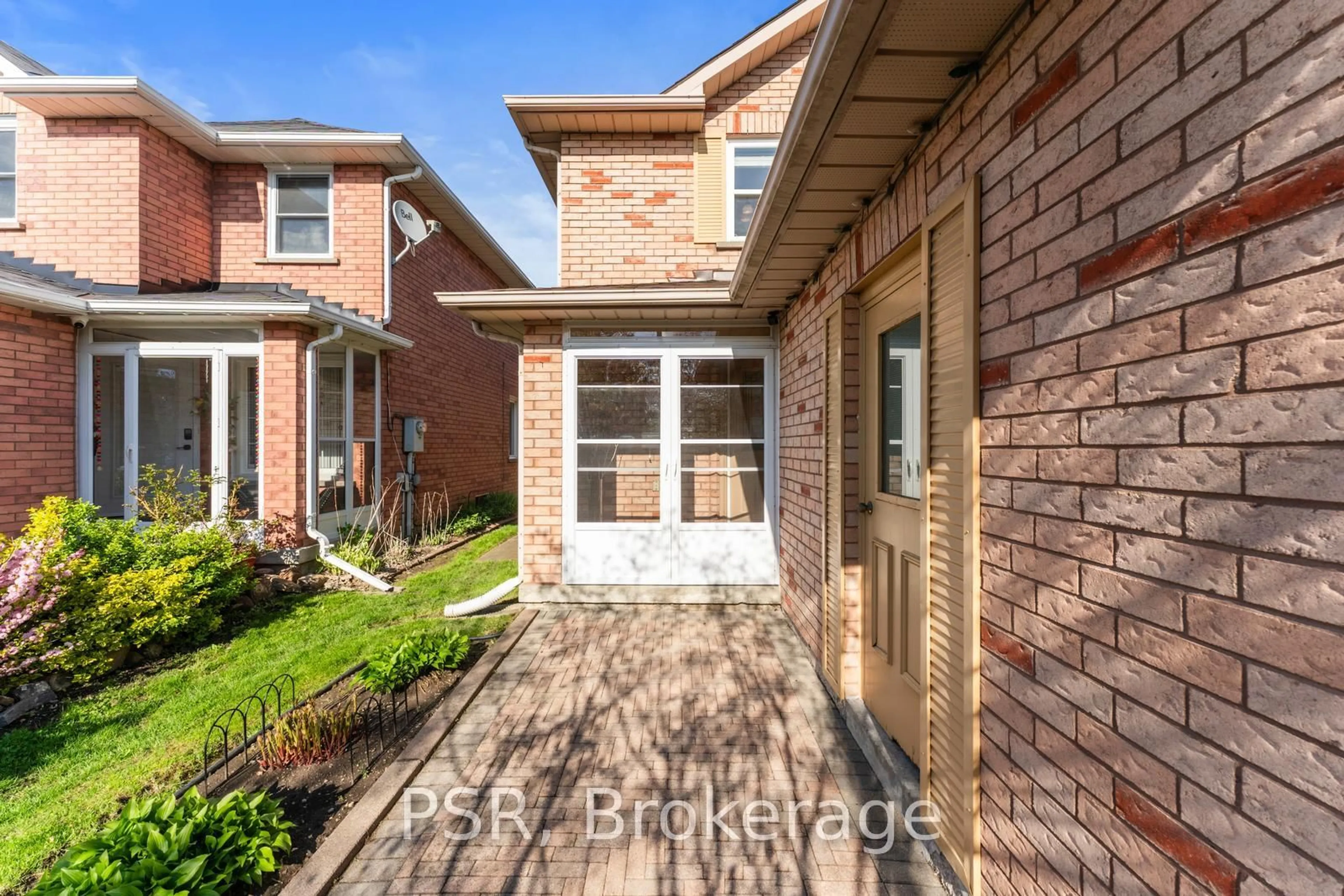 Home with brick exterior material, street for 117 Richvale Dr, Brampton Ontario L6Z 4G4