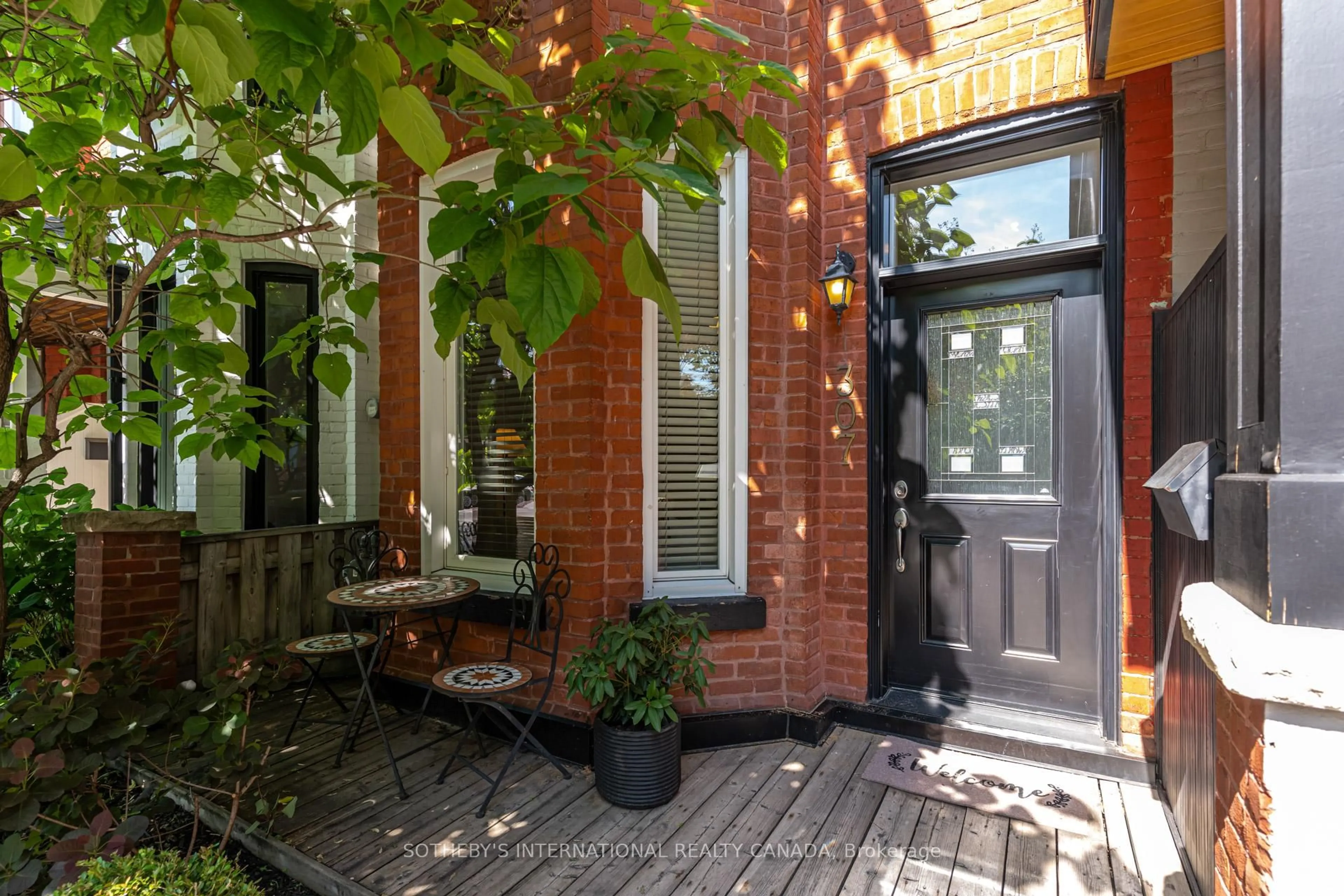 Unknown for 307 Indian Rd Cres, Toronto Ontario M6P 2G8