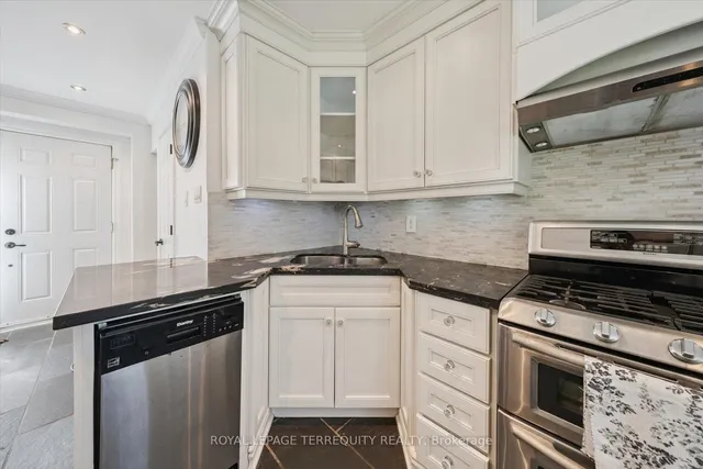 Additional property image - 1825 Hyde Mill Cres