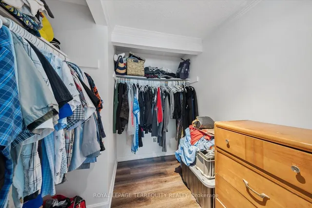 Additional property image - 1825 Hyde Mill Cres