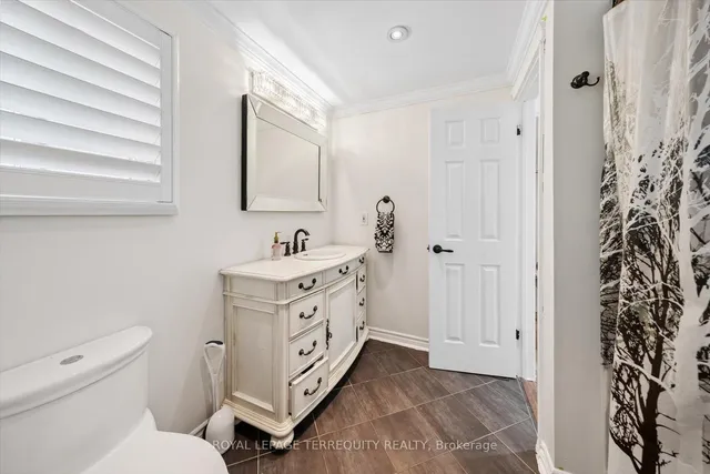 Additional property image - 1825 Hyde Mill Cres