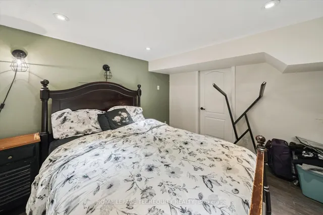 Additional property image - 1825 Hyde Mill Cres