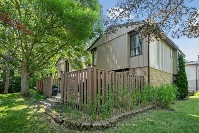 Additional property image - 1825 Hyde Mill Cres
