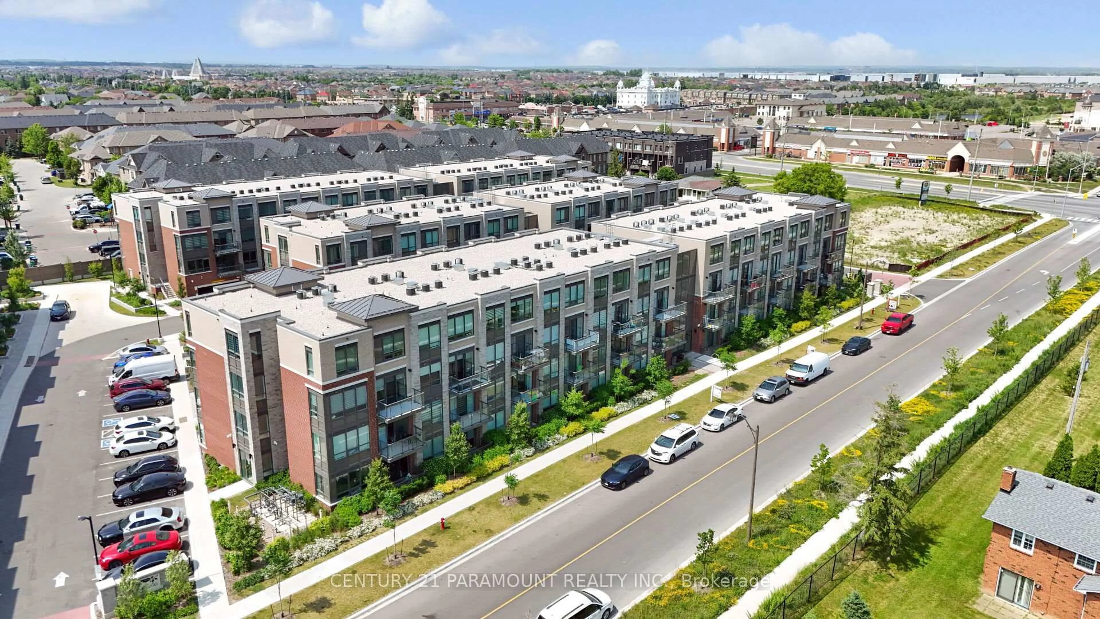 A pic from outside/outdoor area/front of a property/back of a property/a pic from drone, city buildings view from balcony for 95 Attmar Dr #102, Brampton Ontario L6P 0Y6