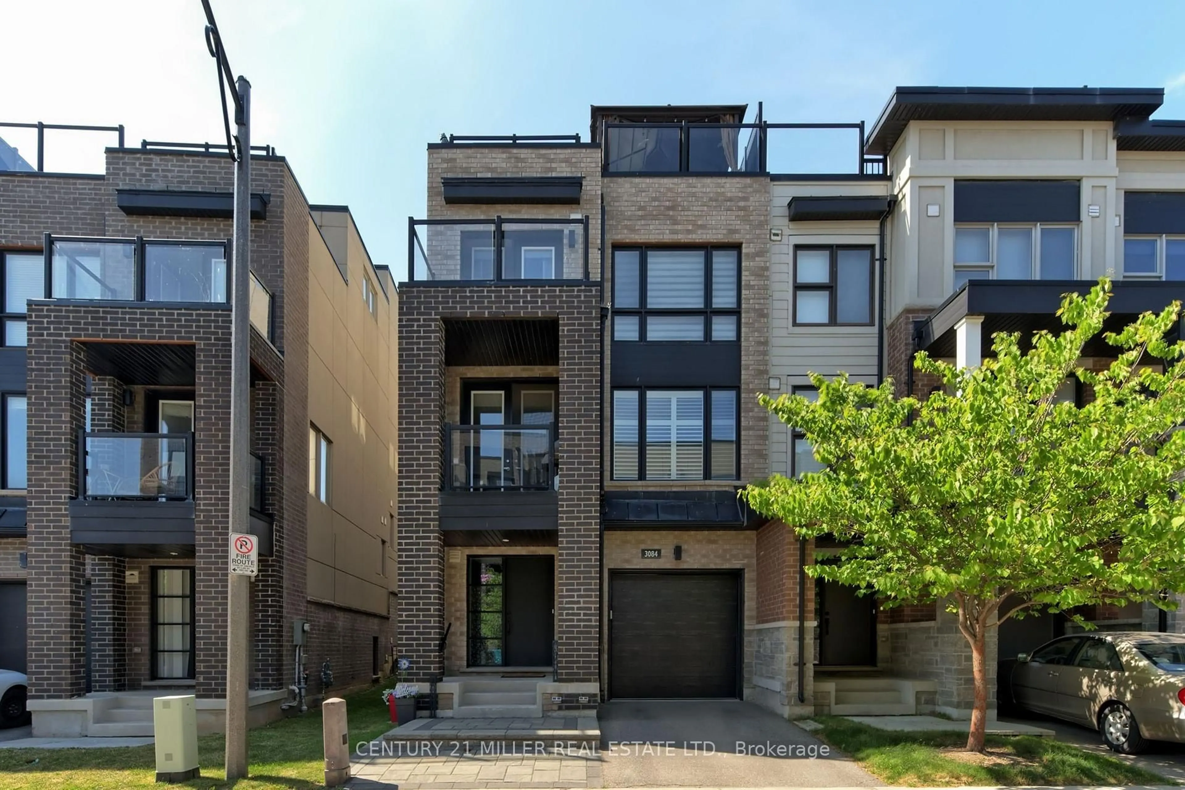 Home with brick exterior material, street for 3084 Cascade Common, Oakville Ontario L6H 0R7