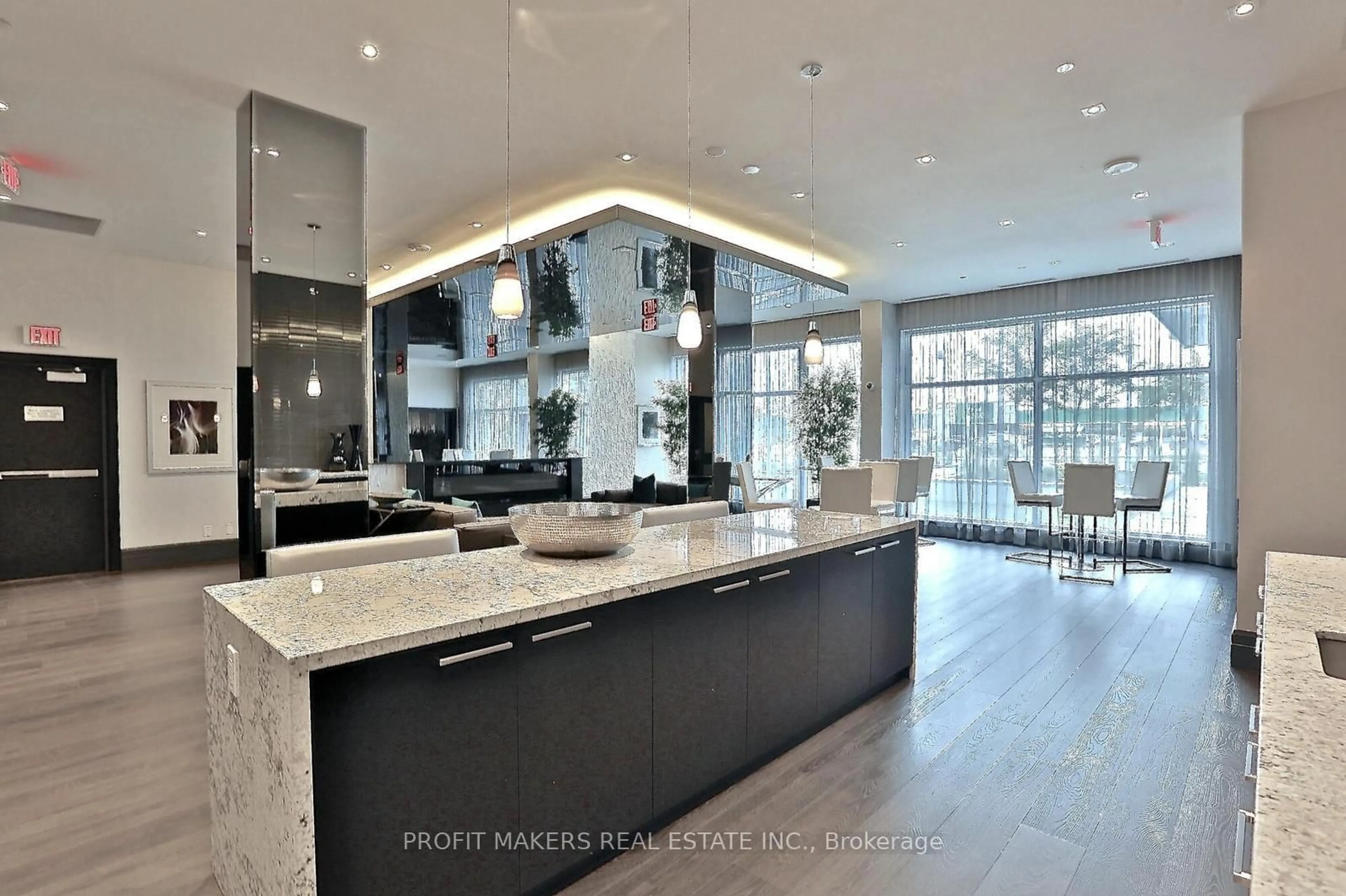 Contemporary kitchen, ceramic/tile floor for 65 Speers Rd #1611, Oakville Ontario L6K 0J1