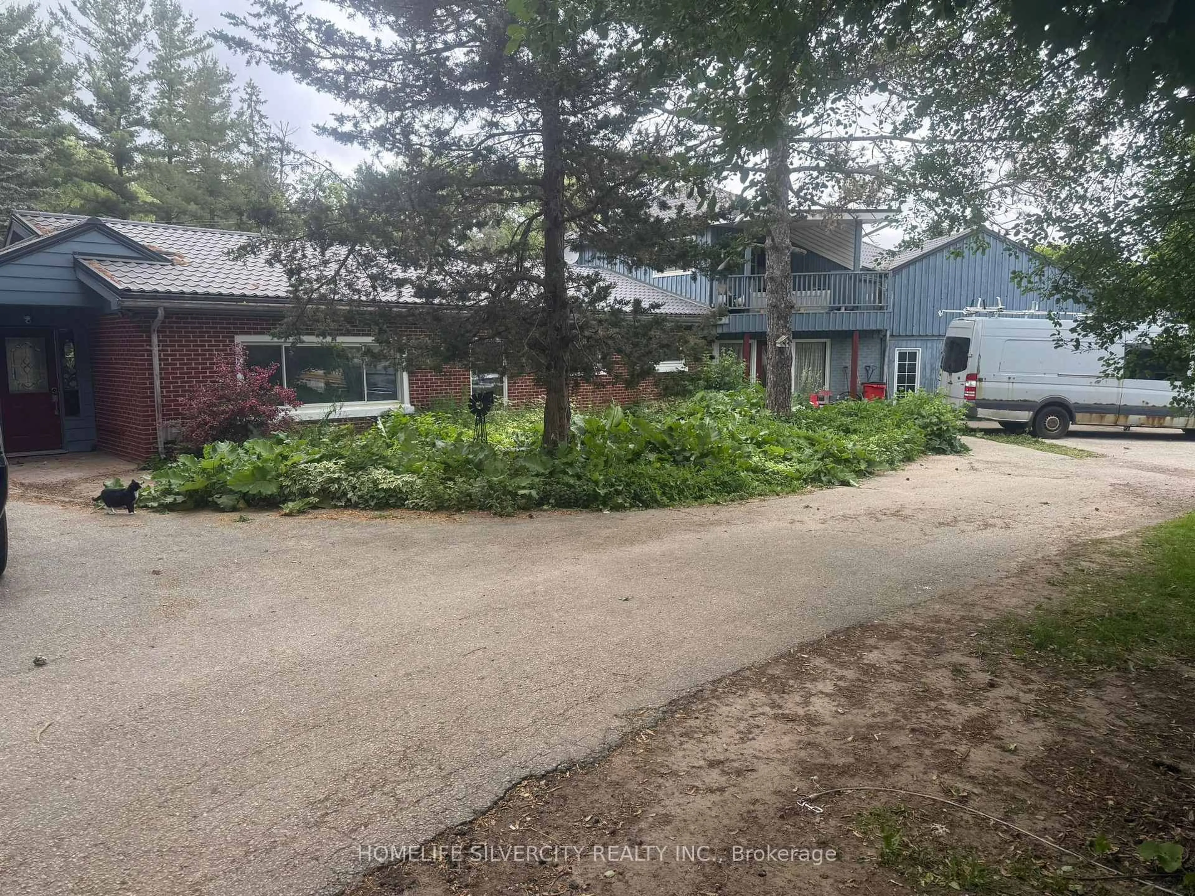 A pic from outside/outdoor area/front of a property/back of a property/a pic from drone, unknown for 15489 Humber Station Rd, Caledon Ontario L7E 3A3