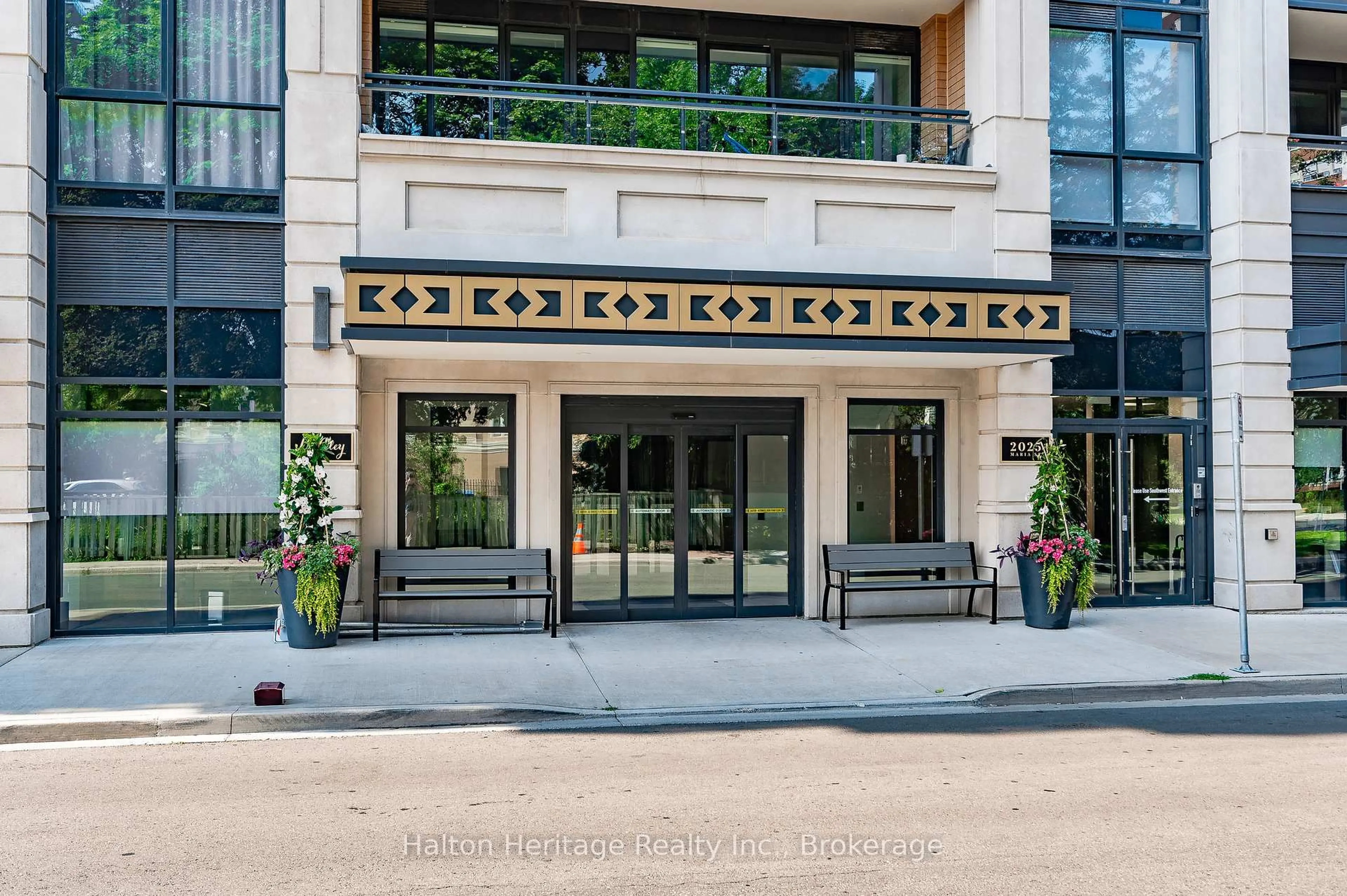 Unknown for 2025 Maria St #302, Burlington Ontario L7R 0E9