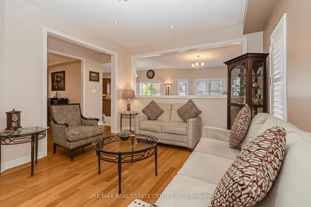 Additional image 41 of 5939 Talisman Crt