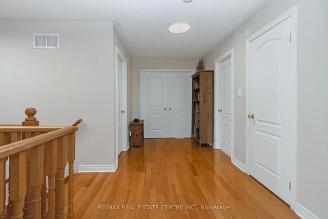 Additional image 29 of 5939 Talisman Crt