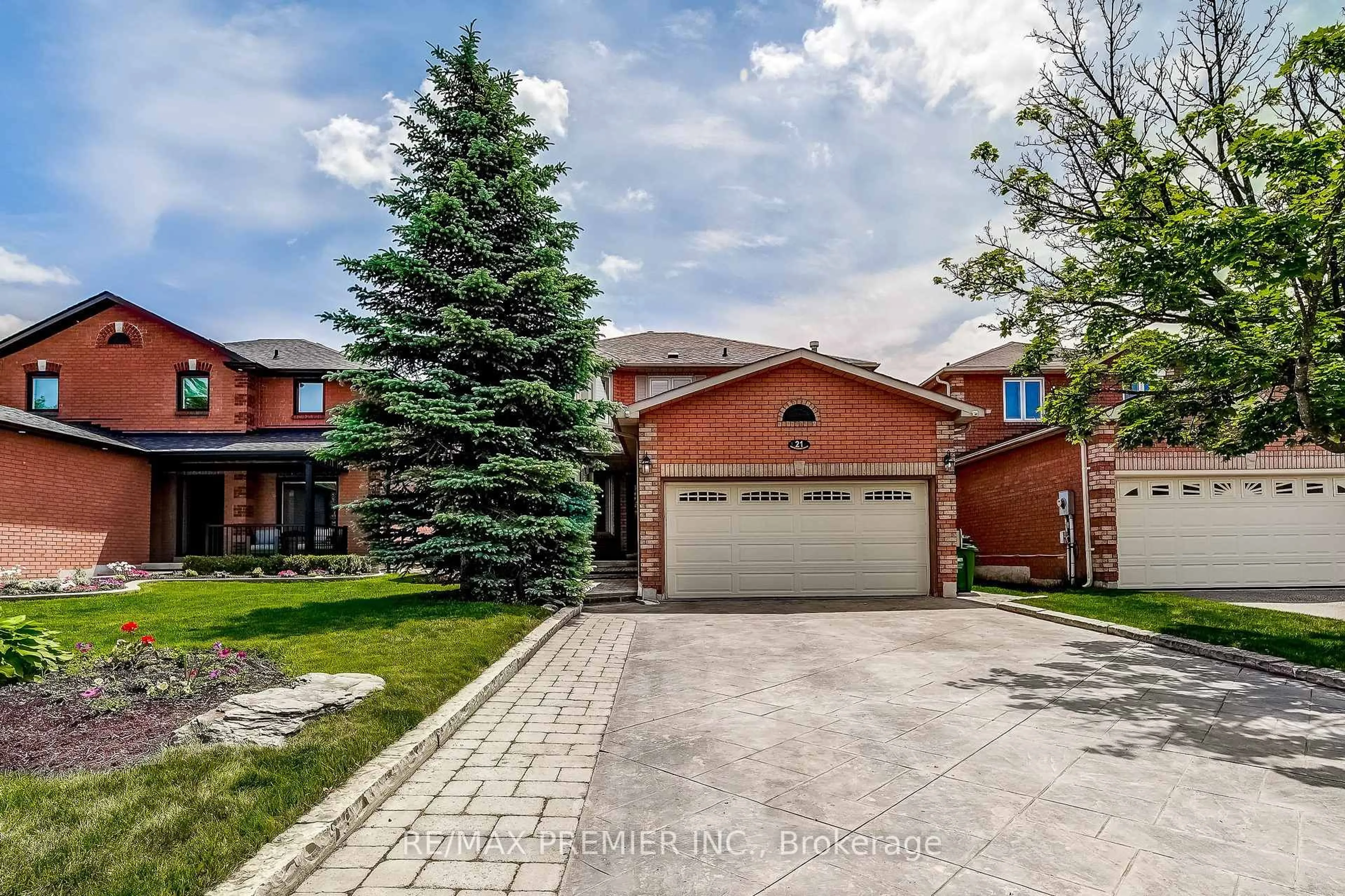 Home with brick exterior material, street for 21 Berrydown Dr, Caledon Ontario L7E 1L6