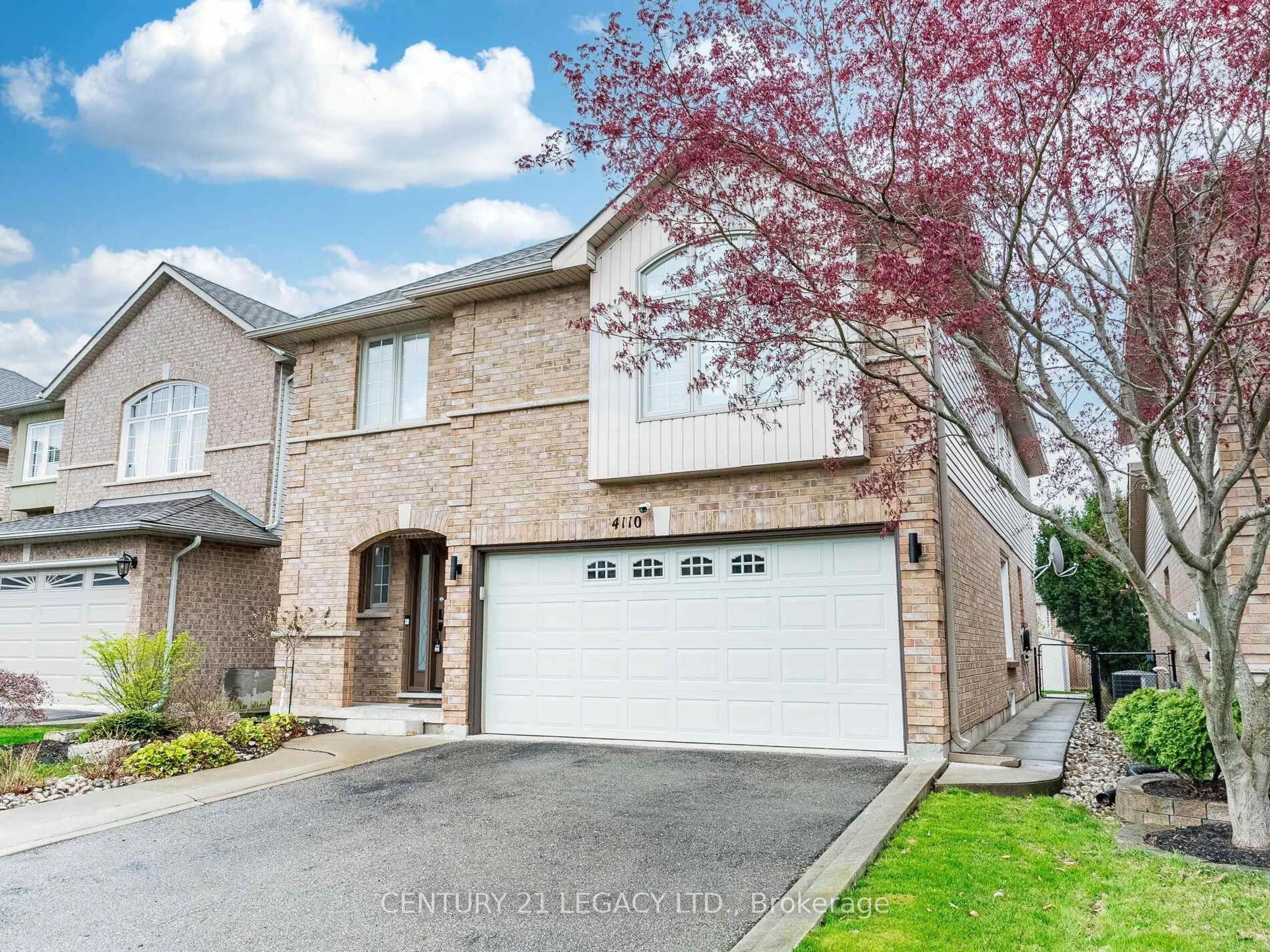 Unknown for 4110 Forest Run Ave, Burlington Ontario L7M 4L7