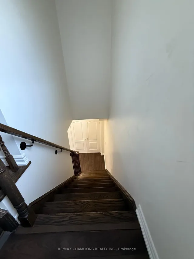 Additional property image - 4 Hobart Gdns