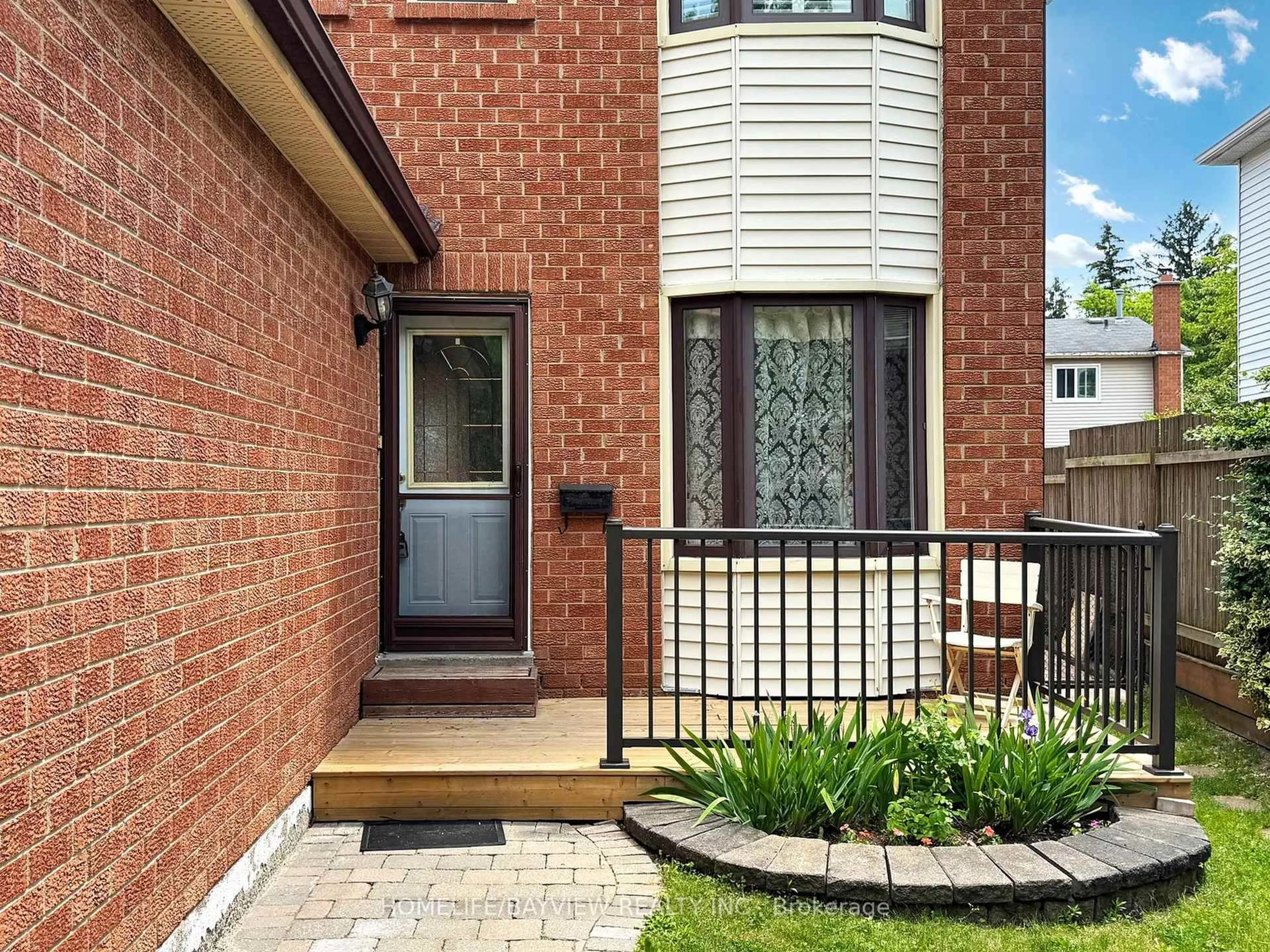 Home with brick exterior material, street for 37 Oleander Cres, Brampton Ontario L6Z 2C1