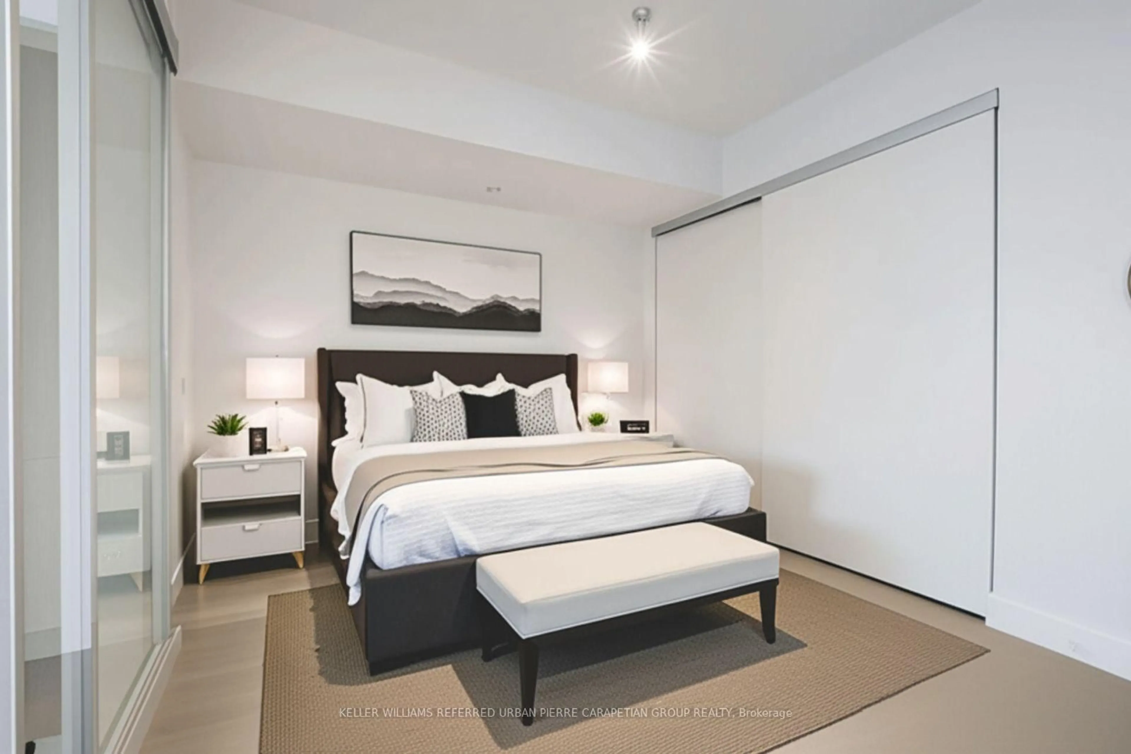 Bedroom with bed, unknown for 160 Kingsway Cres #212, Toronto Ontario M8X 2S4