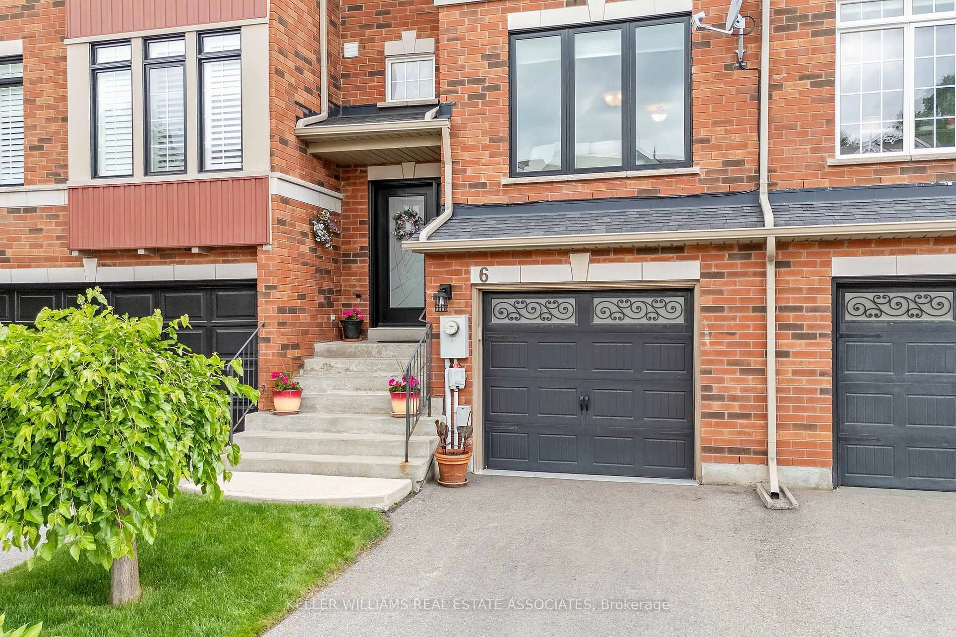 Home with brick exterior material, street for 6 Grey Owl Ru, Halton Hills Ontario L7G 5Z7