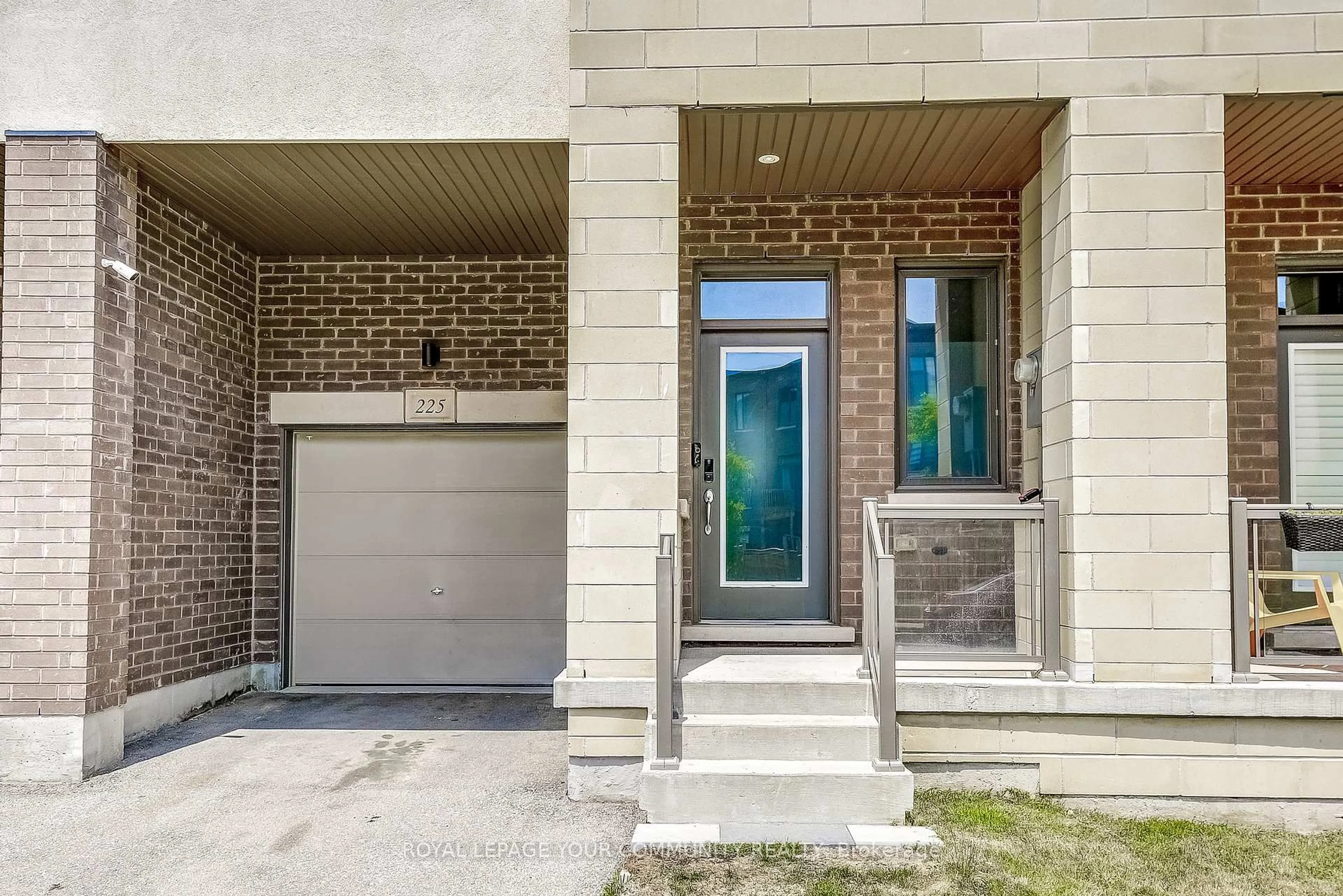 Home with brick exterior material, street for 225 Fowley Dr, Oakville Ontario L6H 0P4