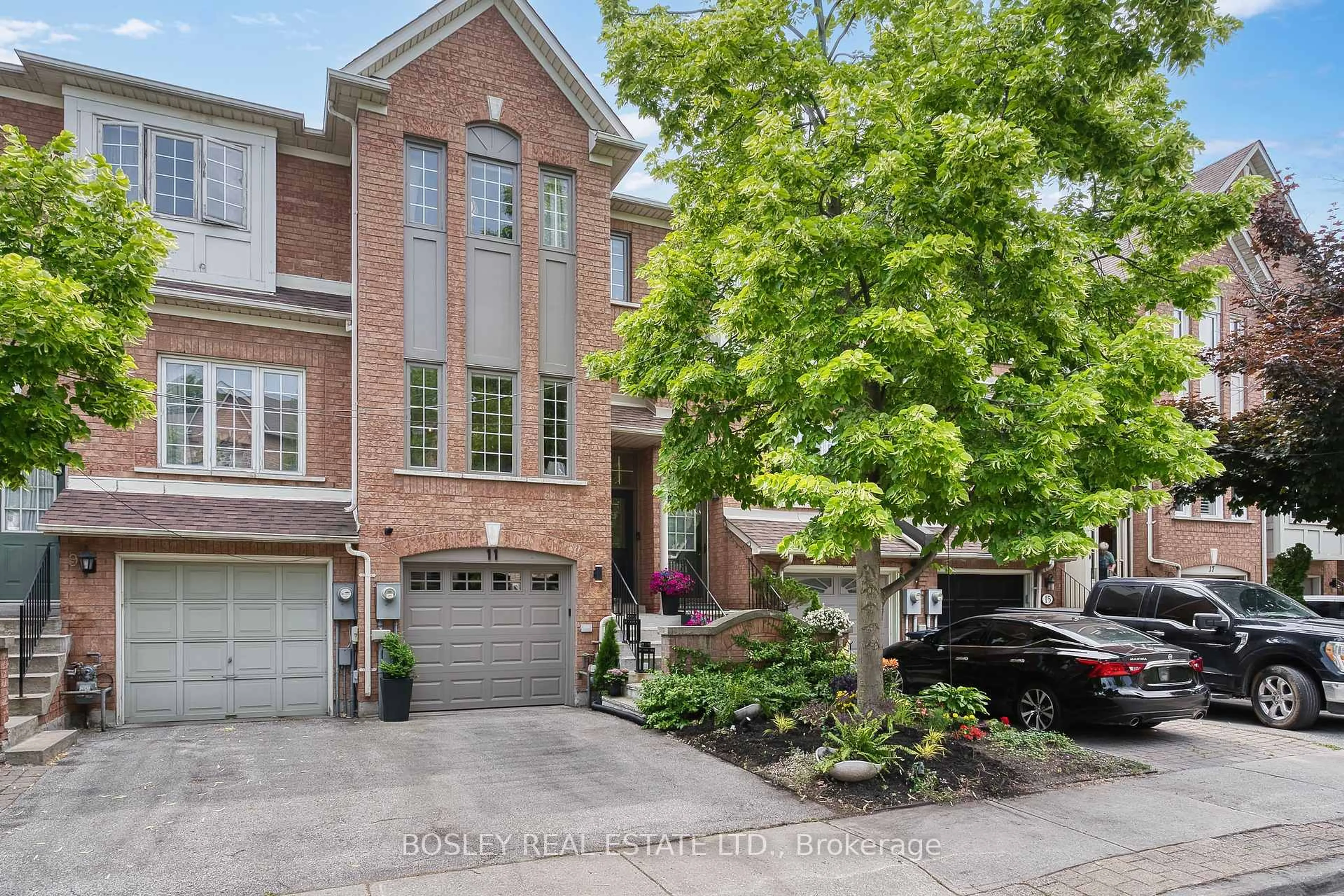 Home with brick exterior material, street for 11 Bluewater Crt, Toronto Ontario M8V 4A7