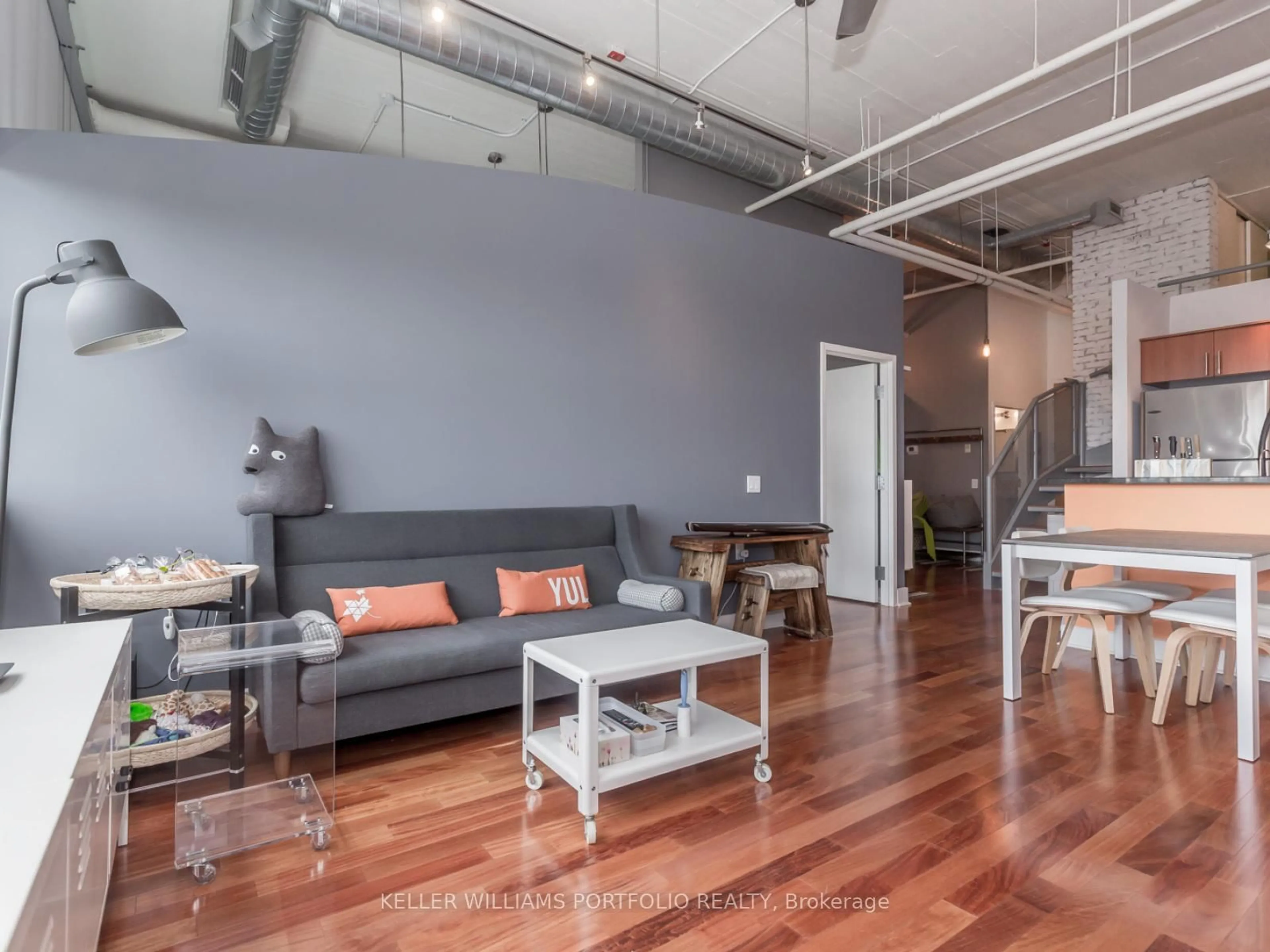 Living room with furniture, unknown for 1001 Roselawn Ave #434, Toronto Ontario M6B 4M4