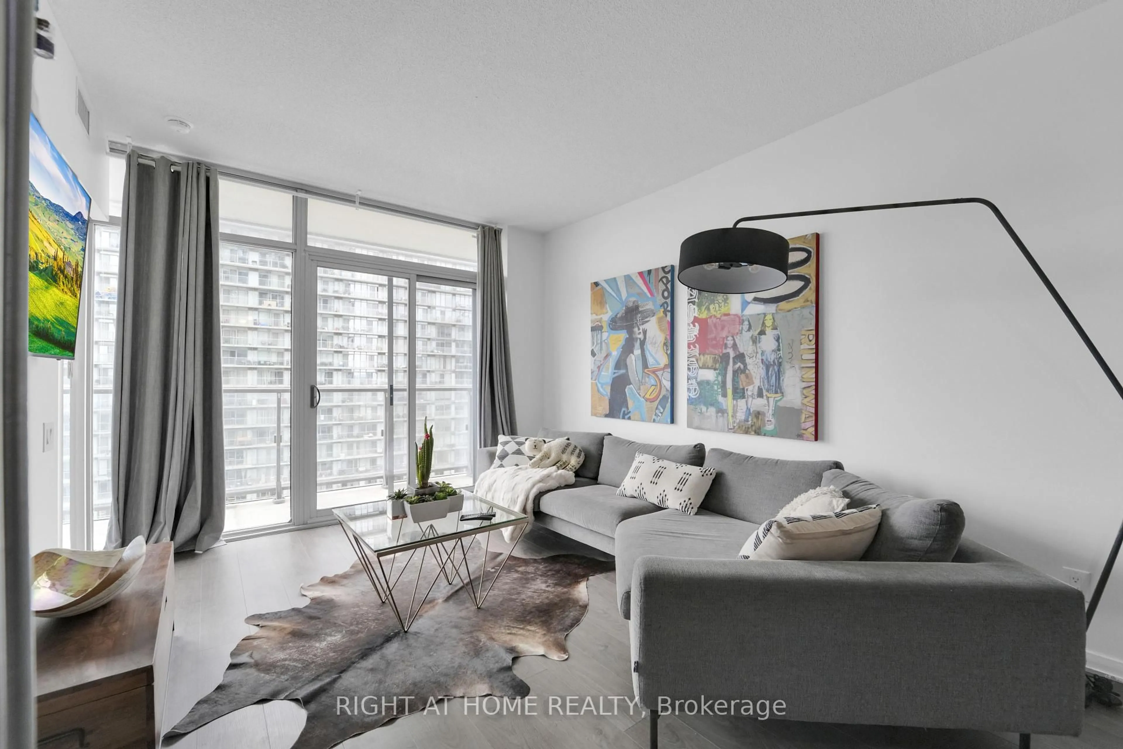 Living room with furniture, unknown for 105 THE QUEENSWAY #1414, Toronto Ontario M6S 5B5